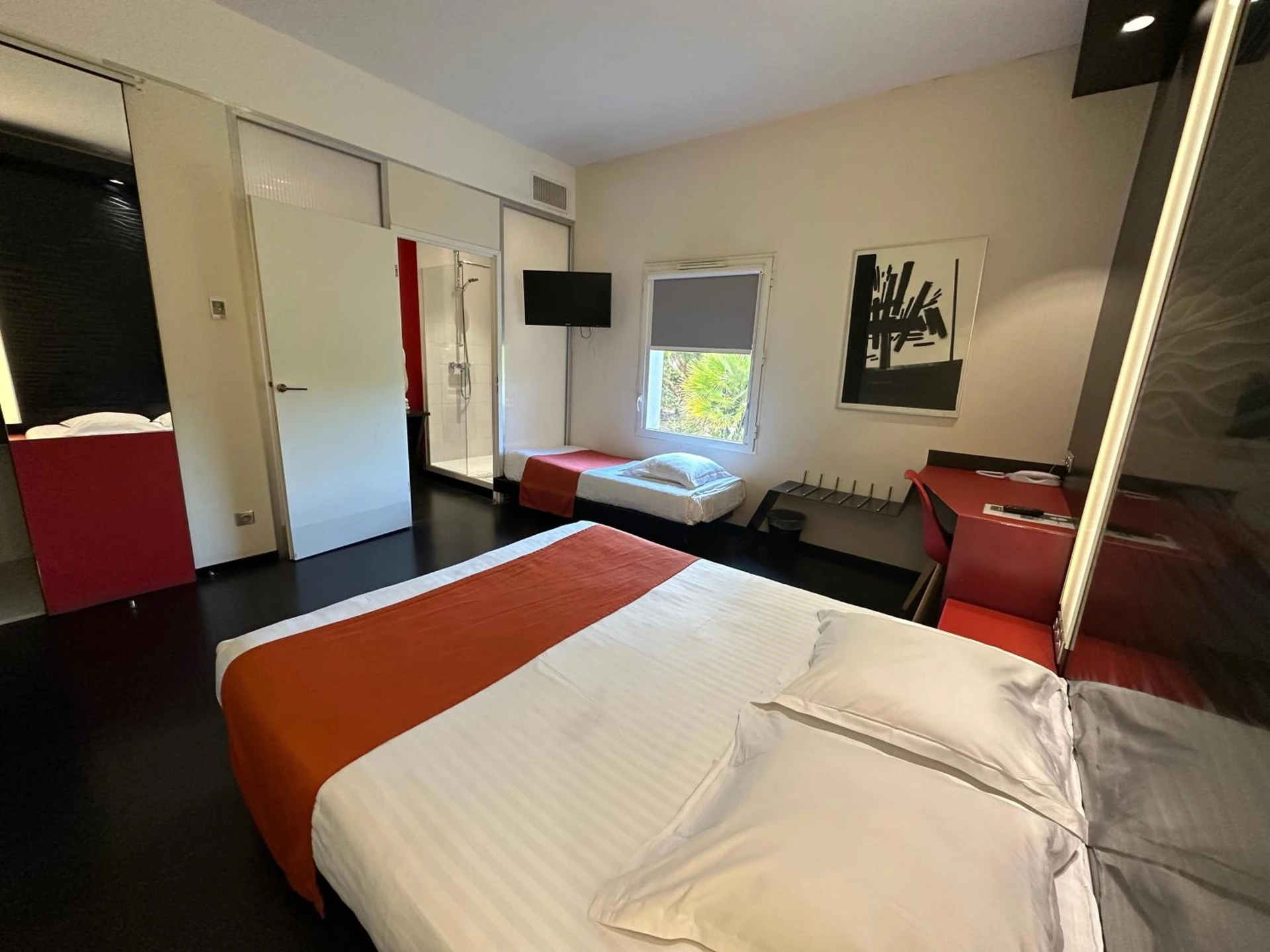 Magnifique chambre pour un séminaire d'entreprise à Hôtel Gardenia Bordeaux Est - Yvrac