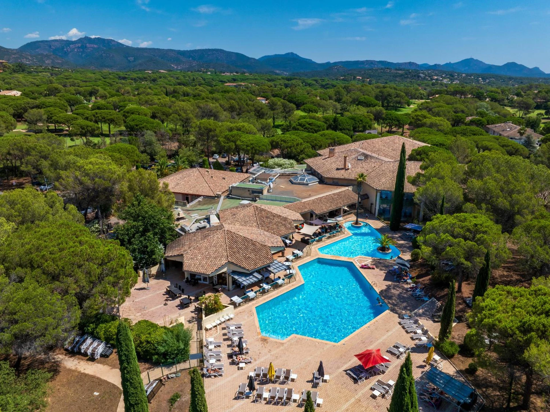 Salle de séminaire à Garrigae Domaine de l'Esterel - piscine & SPA Cinq Mondes - Organiser un événement professionnel à Saint-Raphaël