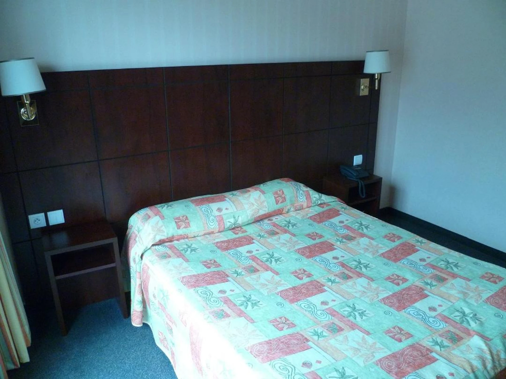 Chambre disponible pour un séminaire d'entreprise à Hôtel Gloria & Avenue - Lourdes