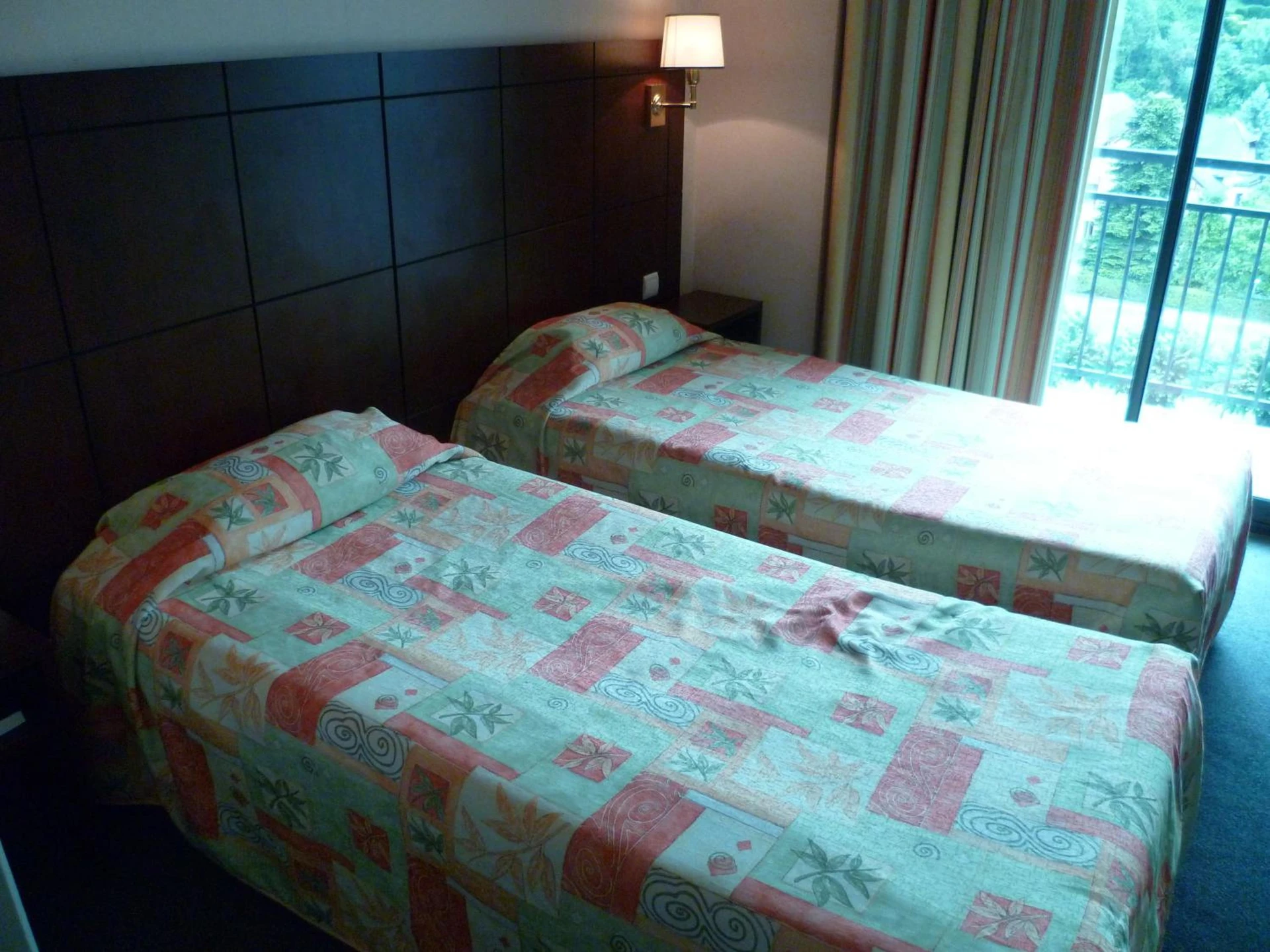 Chambre disponible pour un séminaire d'entreprise à Hôtel Gloria & Avenue - Lourdes