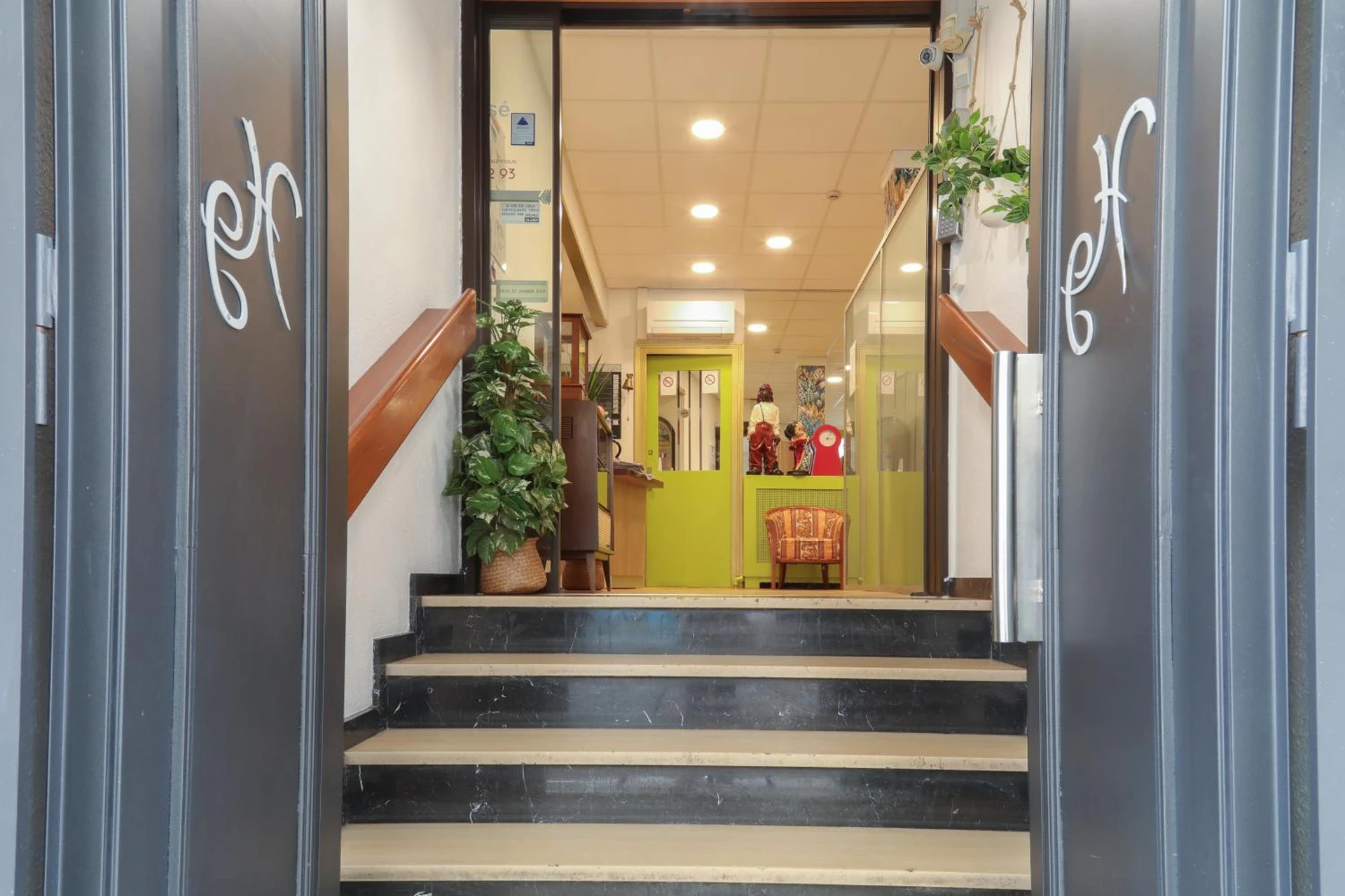 Ambiance de travail pour séminaire d'entreprise à Hôtel Gloria - Grenoble