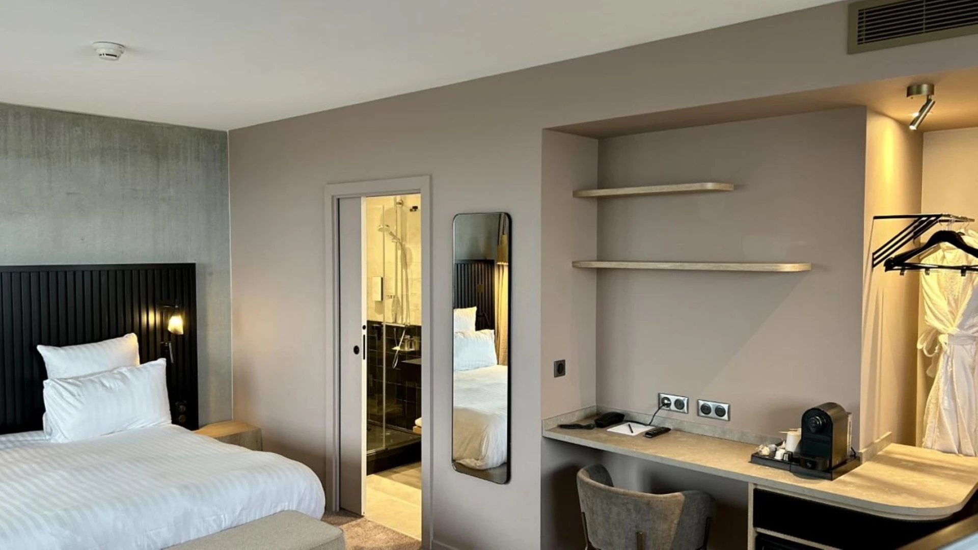Chambre disponible pour un séminaire d'entreprise à Golden Tulip Reims - Bezannes