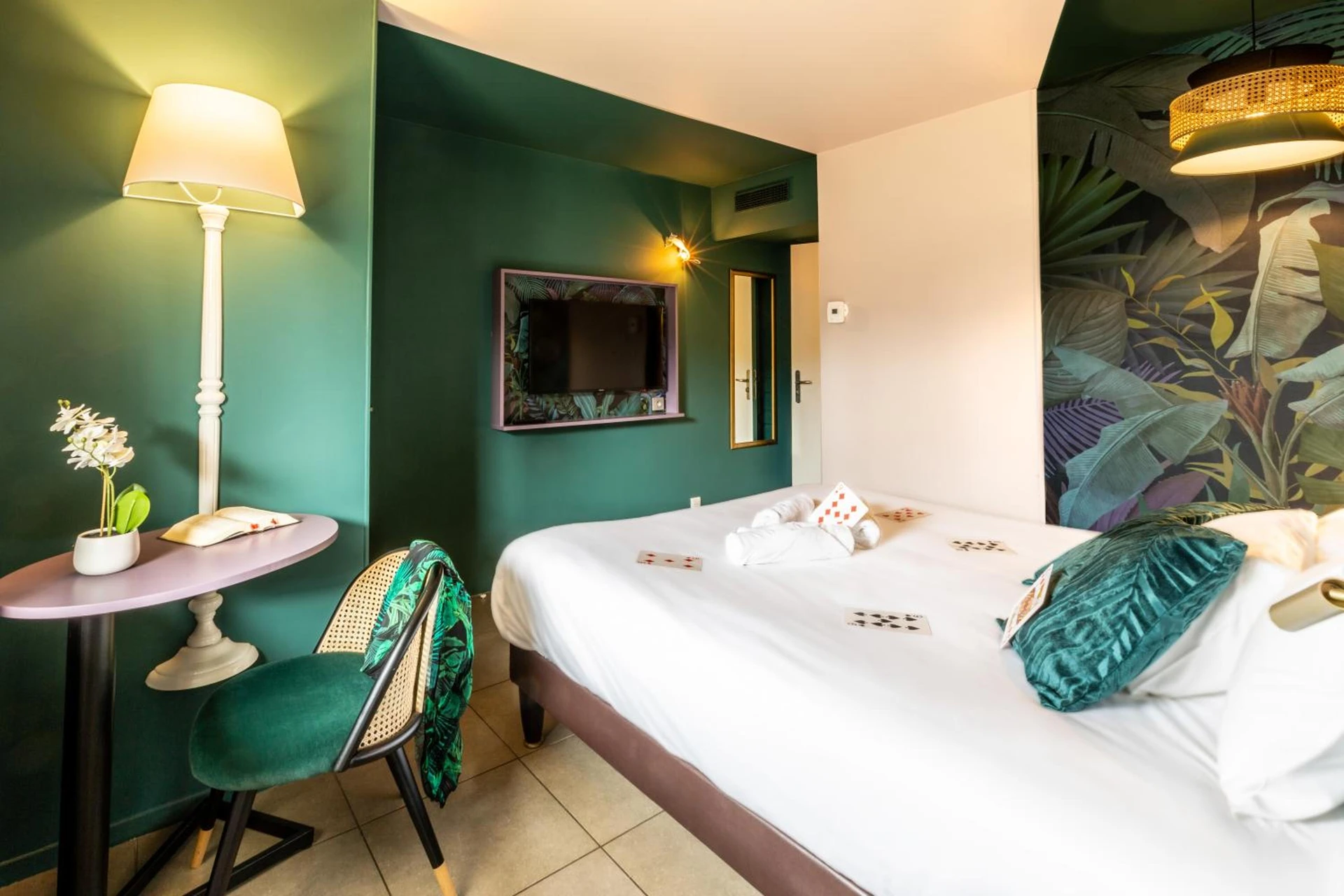 Ambiance de travail pour séminaire d'entreprise à Hôtel Grand Confort Le Moulin Rouge - Terrasson-Lavilledieu