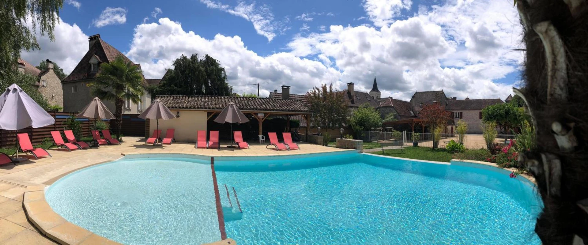 Organiser un séminaire d'entreprise : Logis Hotel Grangier à saint-sozy