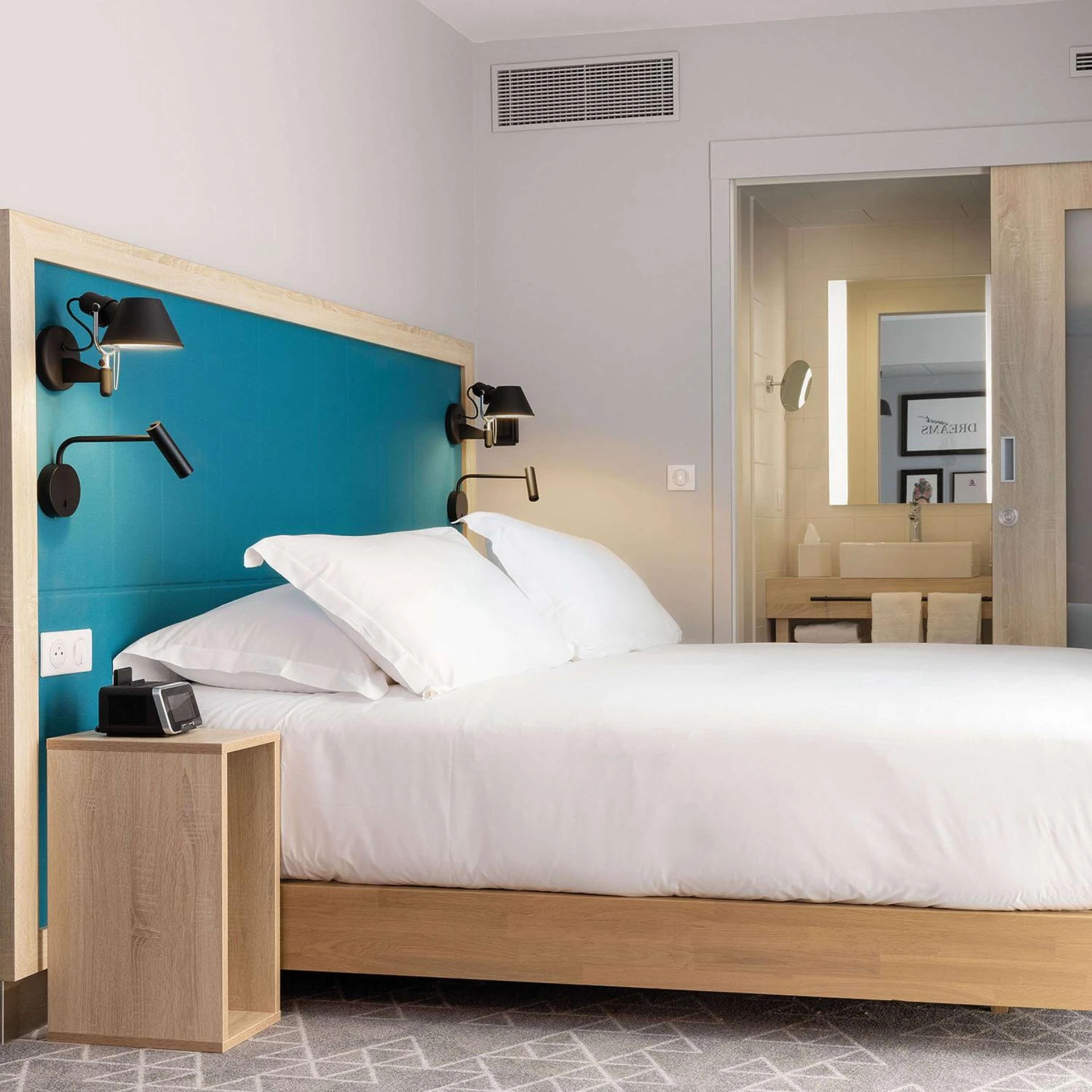 Salle de séminaire à Hampton by Hilton Tours Centre, France - Organiser un événement professionnel à Tours