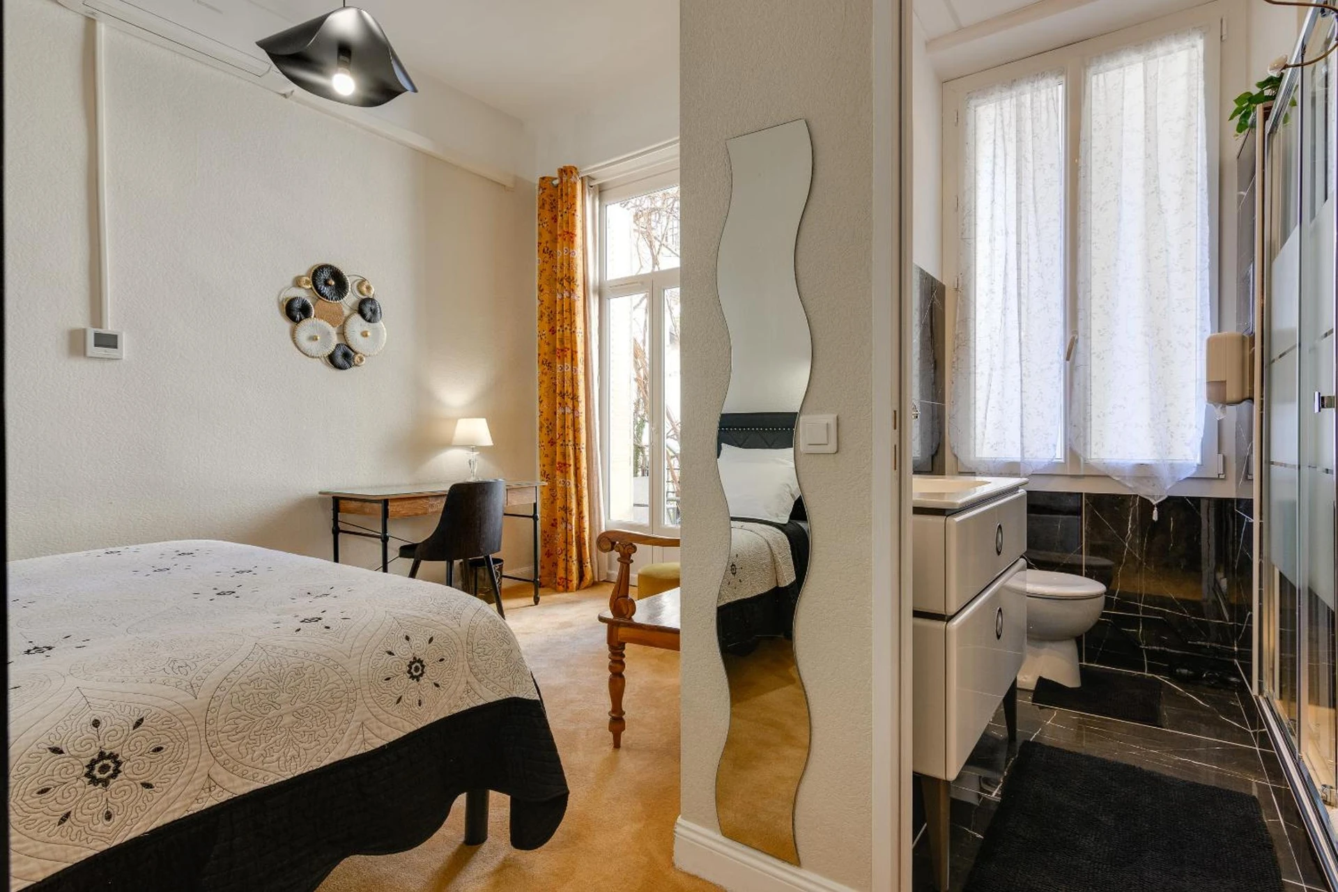 Chambre disponible pour un séminaire d'entreprise à Hôtel Henri IV - Tarbes