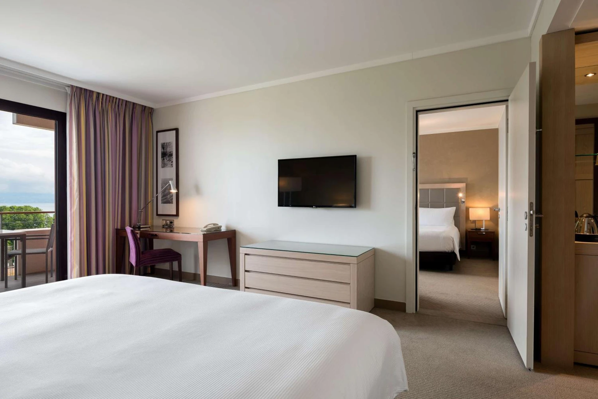 Magnifique chambre pour un séminaire d'entreprise à Hilton Evian Les Bains - Évian-les-Bains
