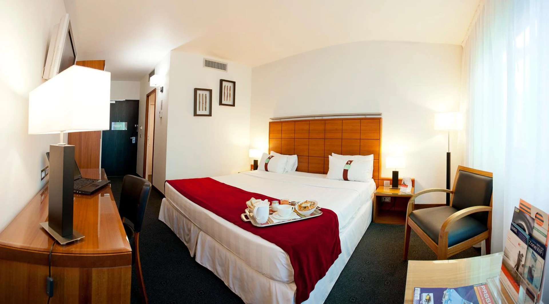 Organiser un séminaire d'entreprise : Holiday Inn Bordeaux Sud - Pessac by IHG à pessac