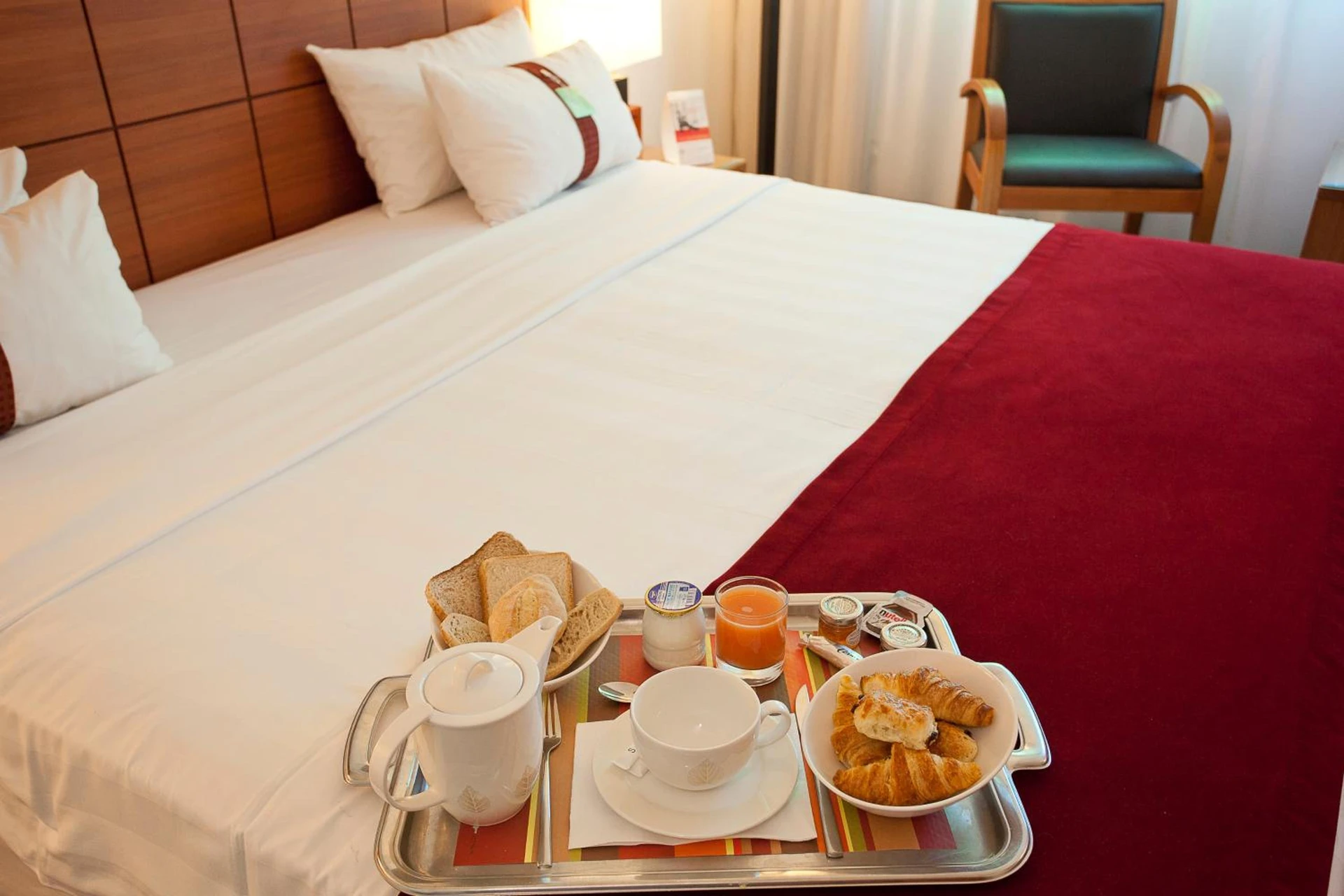 Chambre disponible pour un séminaire d'entreprise à Holiday Inn Bordeaux Sud - Pessac by IHG - Pessac