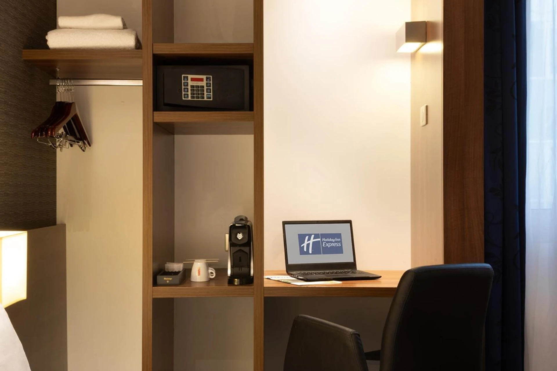 Chambre à Holiday Inn Express Amiens by IHG - Organiser un séminaire d'entreprise à Amiens