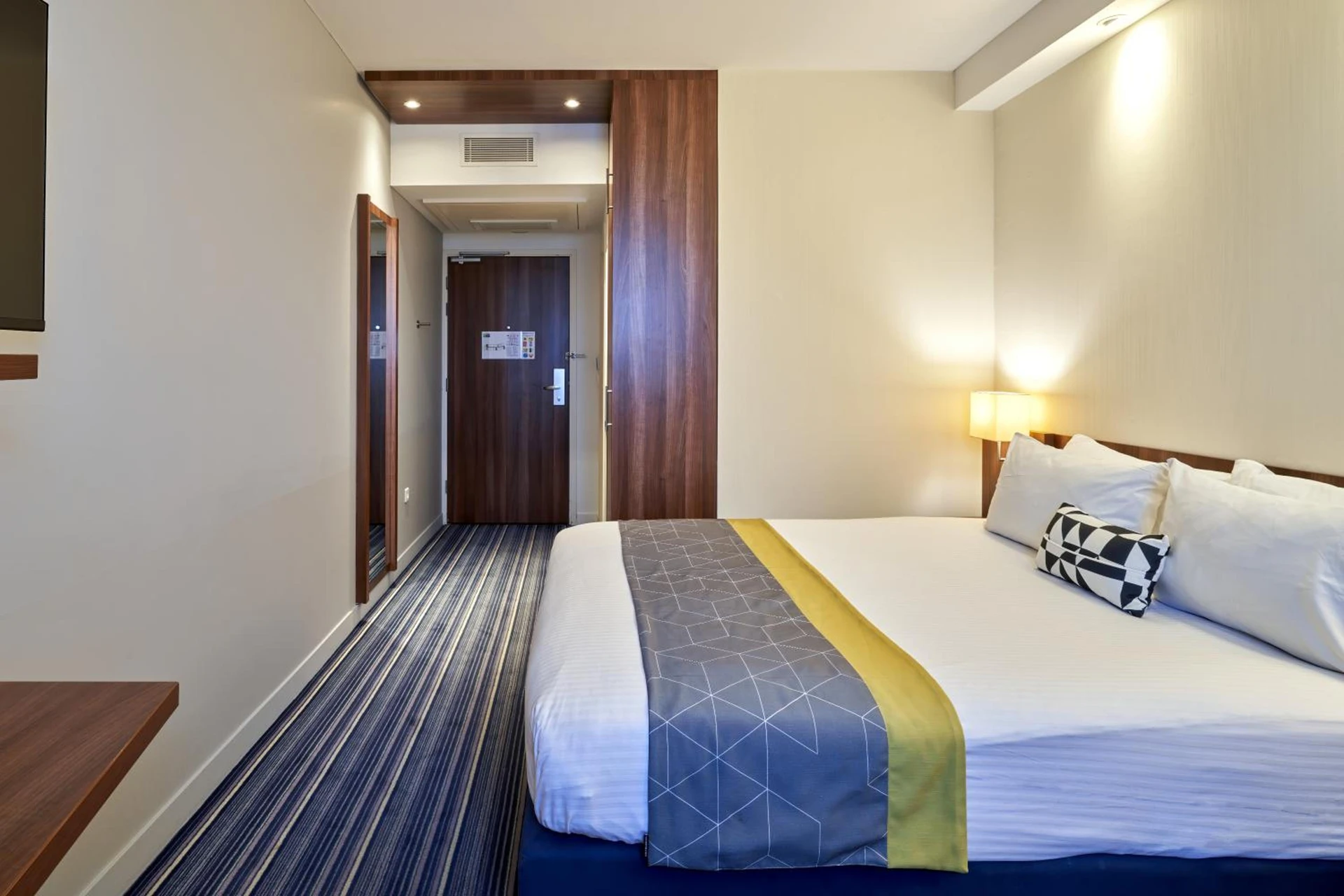 Salle de séminaire à Holiday Inn Express Strasbourg Centre by IHG - Organiser un événement professionnel à Strasbourg