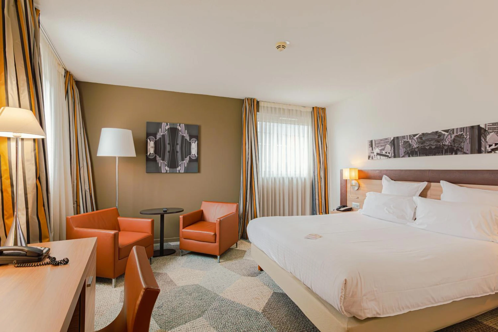 Chambre à Holiday Inn Mulhouse by IHG - Organiser un séminaire d'entreprise à Mulhouse