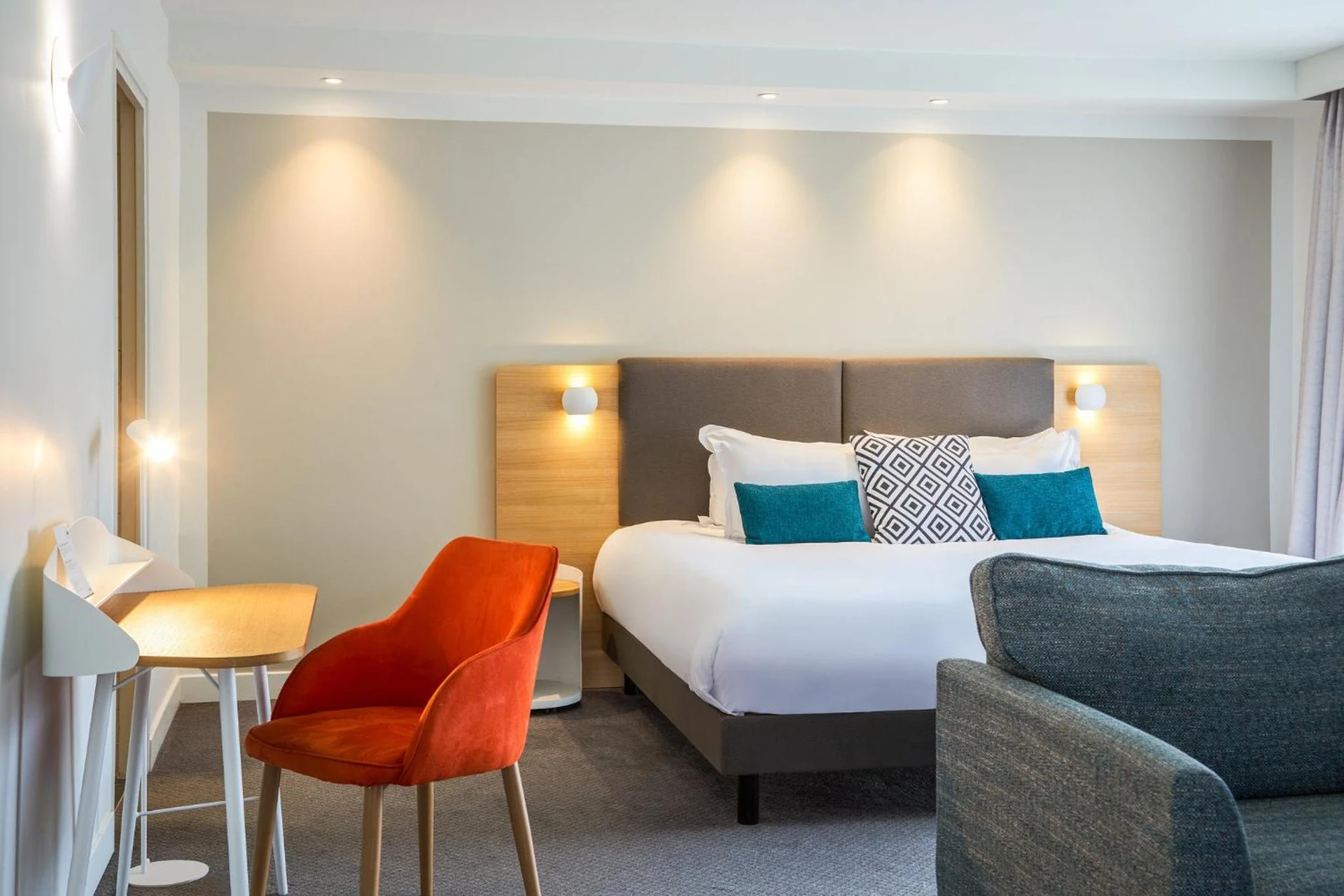 Magnifique chambre pour un séminaire d'entreprise à Holiday Inn Perpignan by IHG - Perpignan