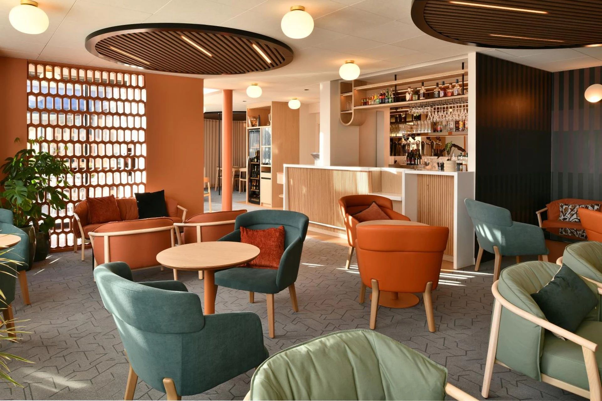 Lieu convivial pour un séminaire d'entreprise à Holiday Inn Reims Centre by IHG - Reims - En savoir plus 