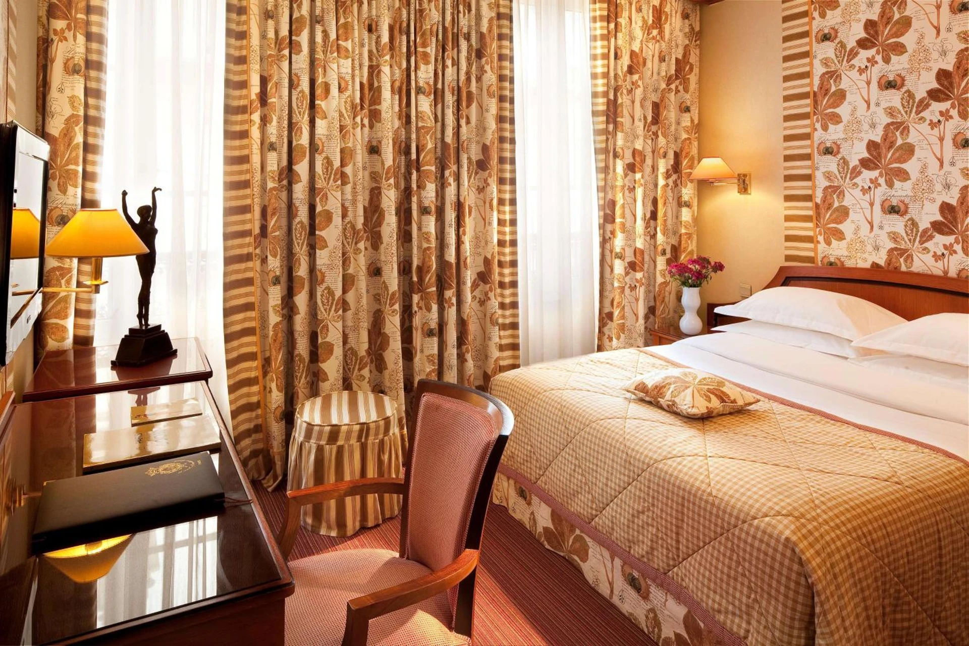 Magnifique chambre pour un séminaire d'entreprise à Hôtel Horset Opéra, Best Western Premier Collection - Paris