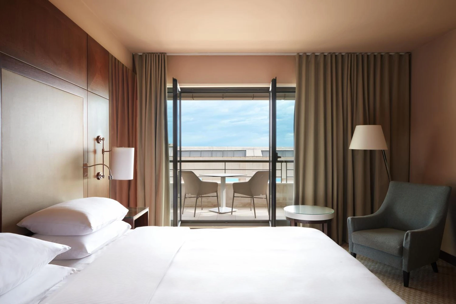 Chambre disponible pour un séminaire d'entreprise à Hyatt Regency Nice Palais de la Méditerranée - Nice