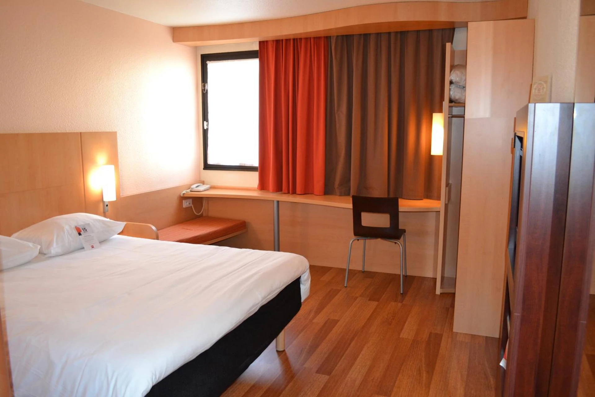 Chambre disponible pour un séminaire d'entreprise à ibis Angers Centre Chateau - Angers