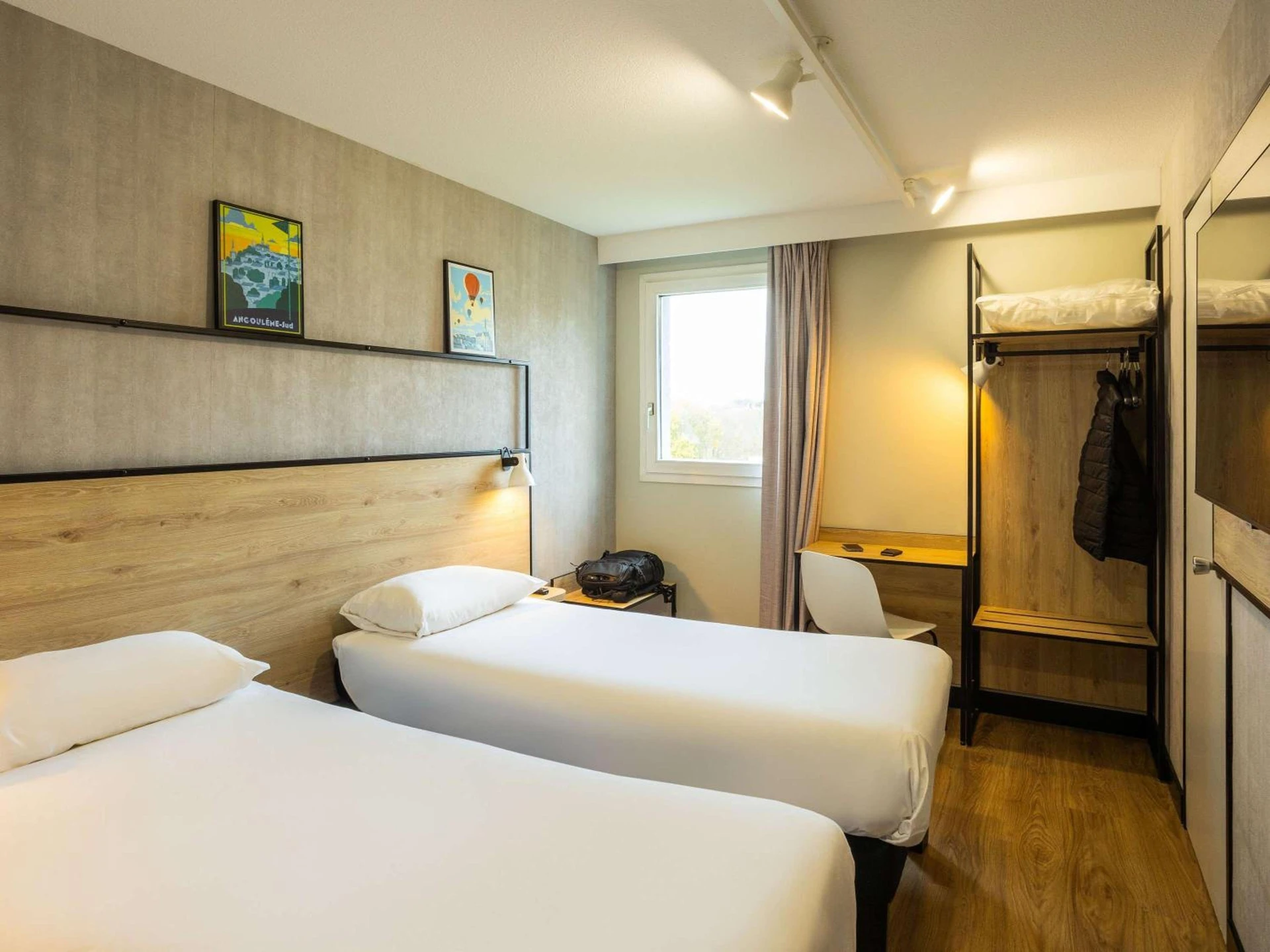 Magnifique chambre pour un séminaire d'entreprise à Ibis Angoulême Nord - Champniers