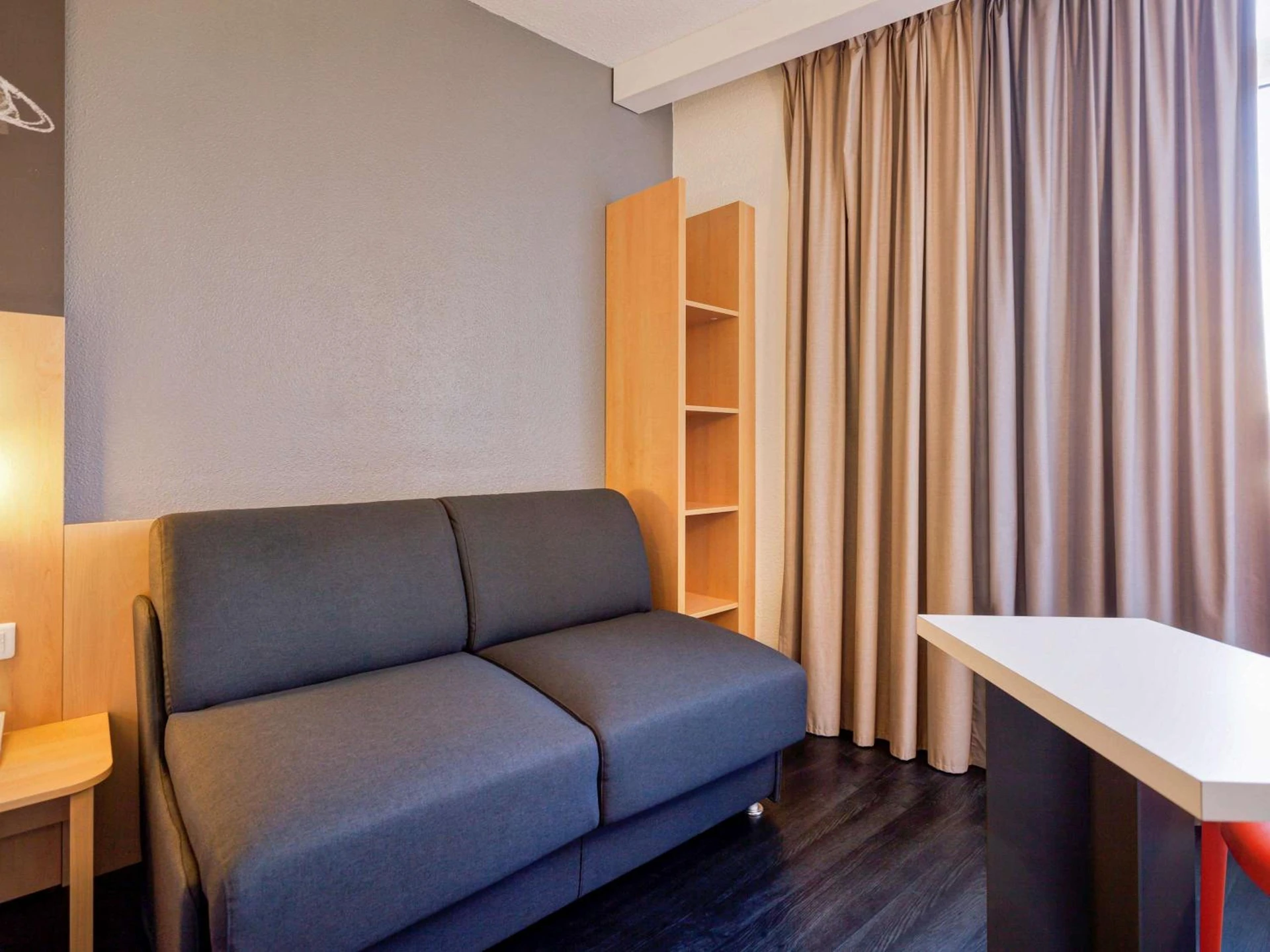 Magnifique chambre pour un séminaire d'entreprise à ibis Annecy Centre Vieille Ville - Annecy