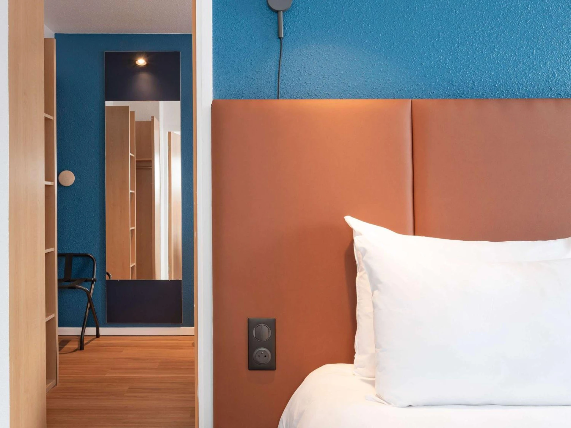 Chambre disponible pour un séminaire d'entreprise à ibis Bayeux Port En Bessin - Port-en-Bessin-Huppain