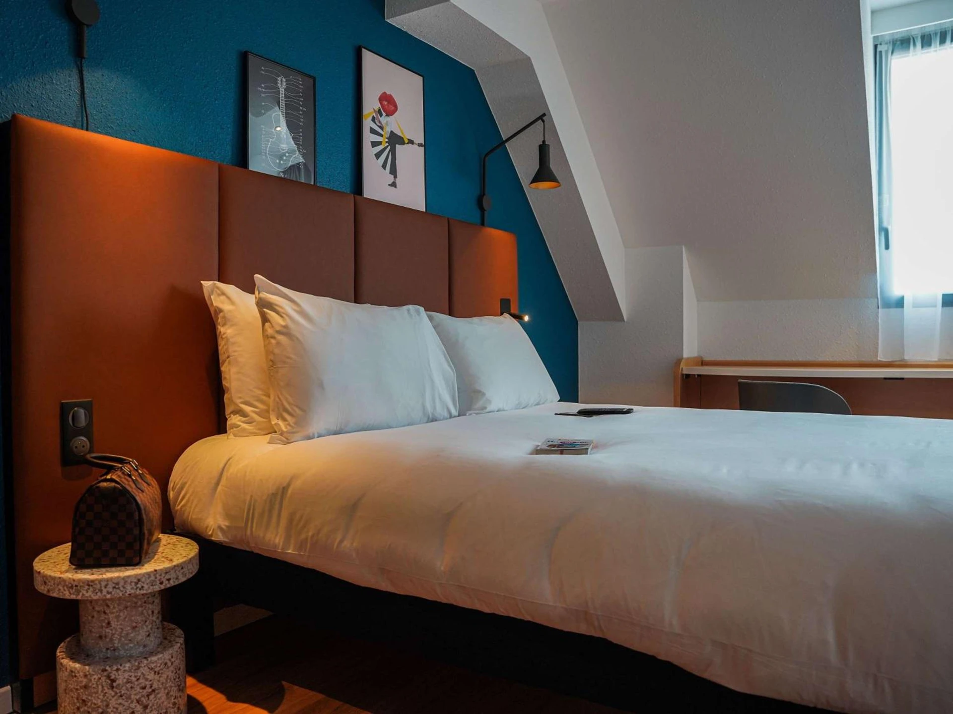 Magnifique chambre pour un séminaire d'entreprise à ibis Bayeux Port En Bessin - Port-en-Bessin-Huppain