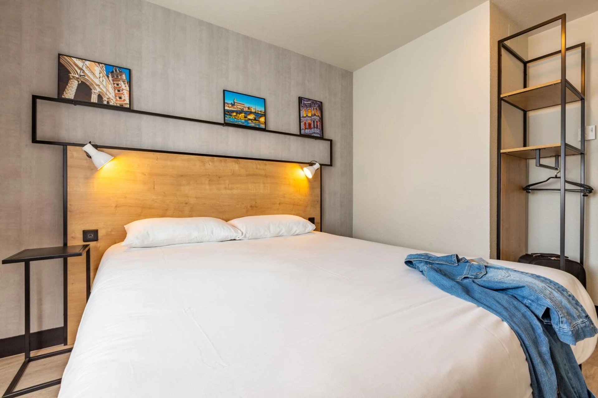 Magnifique chambre pour un séminaire d'entreprise à ibis Blois Centre Château - Blois