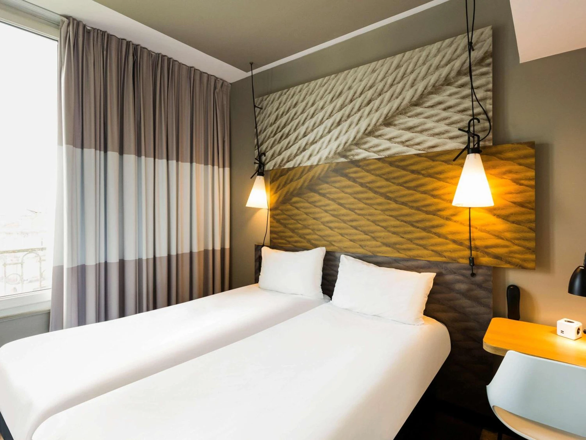 Magnifique chambre pour un séminaire d'entreprise à ibis Bordeaux Centre Gare Saint Jean Euratlantique - Bordeaux