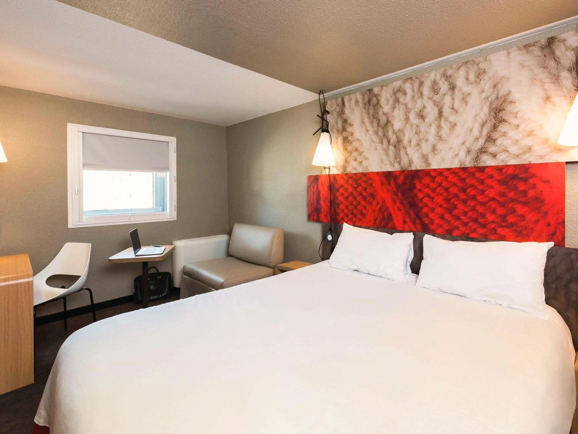 Chambre disponible pour un séminaire d'entreprise à ibis Bordeaux Centre Meriadeck - Bordeaux