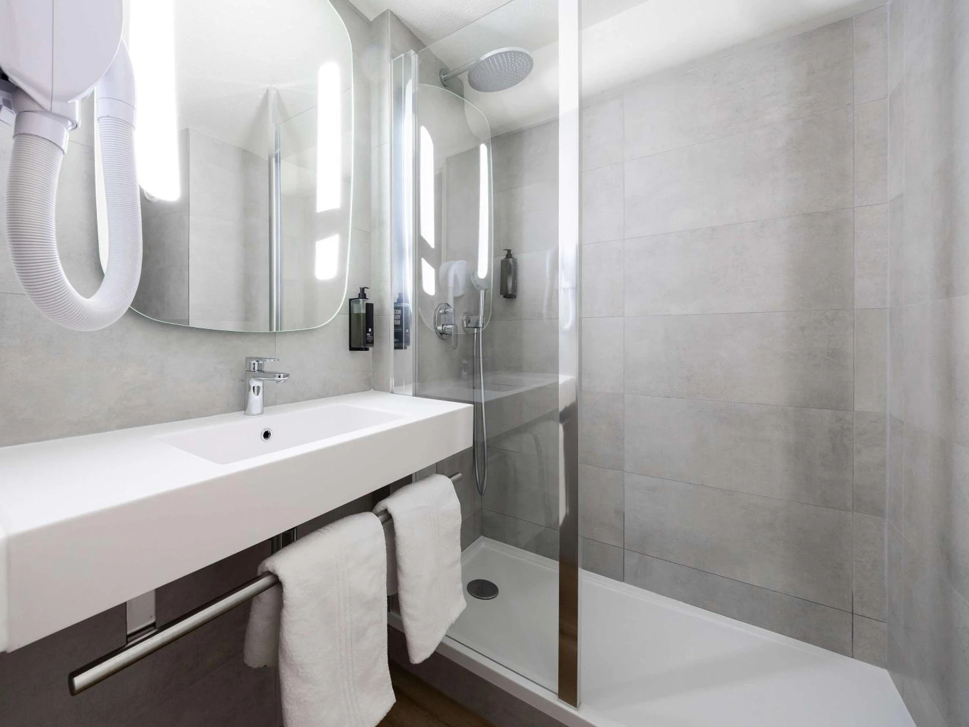 Chambre disponible pour un séminaire d'entreprise à ibis Bordeaux Centre Meriadeck - Bordeaux