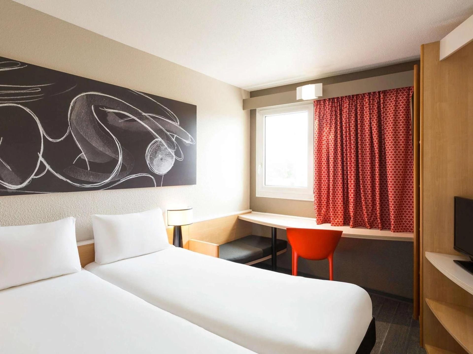 Chambre disponible pour un séminaire d'entreprise à ibis Bordeaux Pessac Route des Vins - Pessac