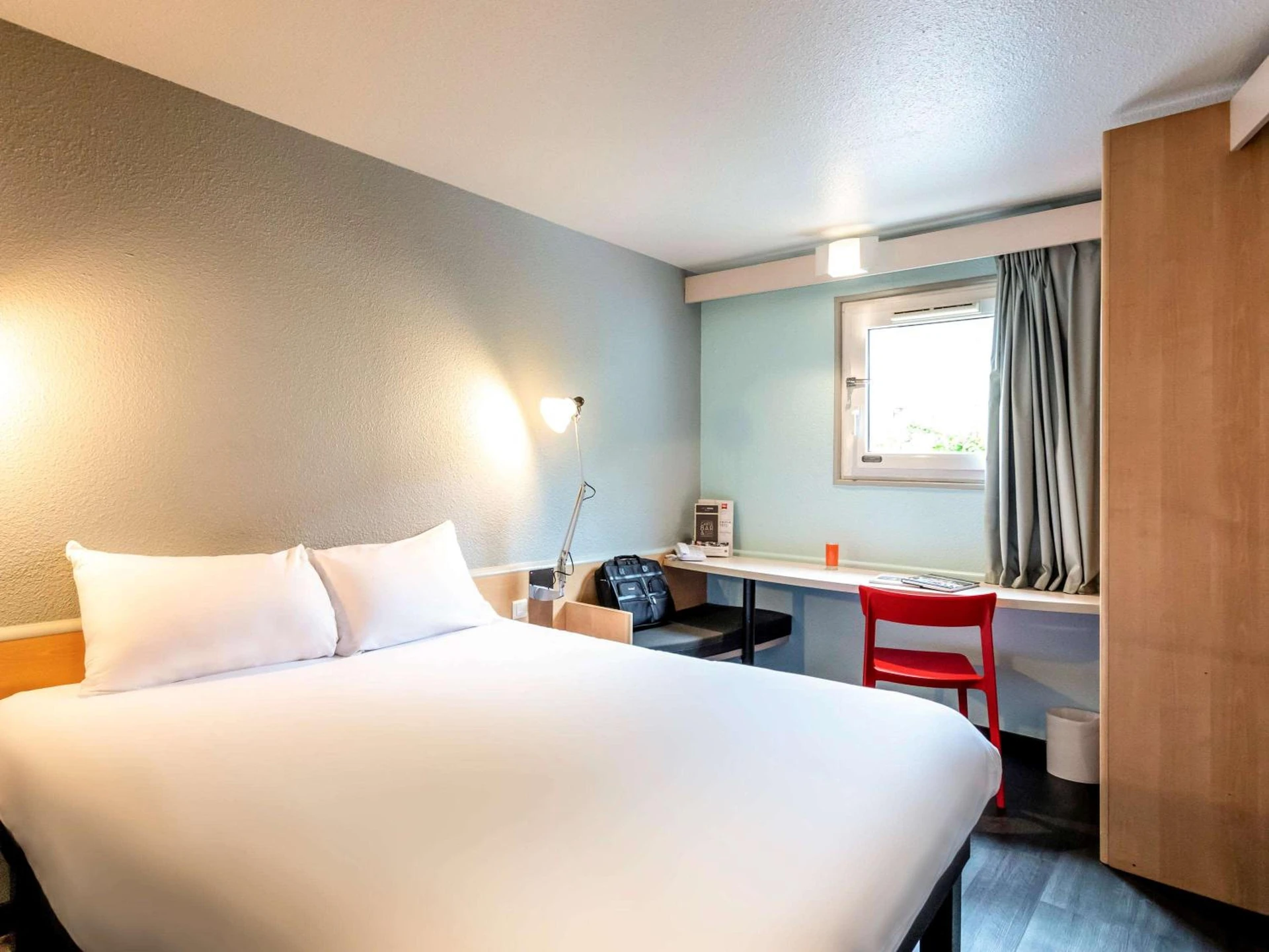 Chambre disponible pour un séminaire d'entreprise à ibis Bourges Centre - Bourges