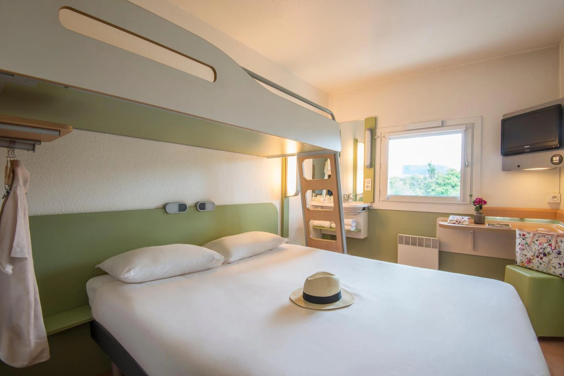 Chambre disponible pour un séminaire d'entreprise à IBIS Budget Aix en Provence Est Le Canet - Meyreuil
