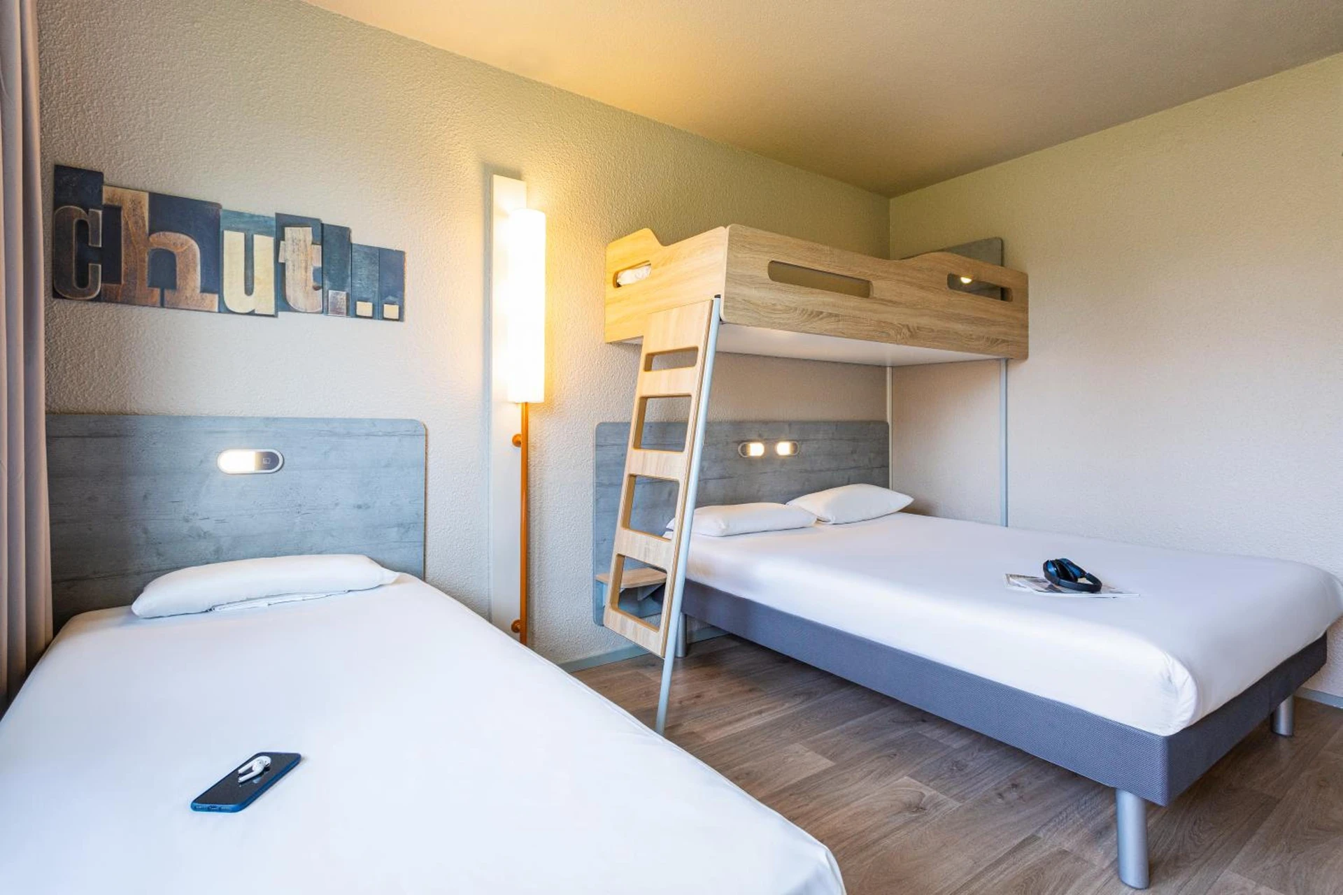 Chambre disponible pour un séminaire d'entreprise à ibis budget Angoulême Nord - Champniers