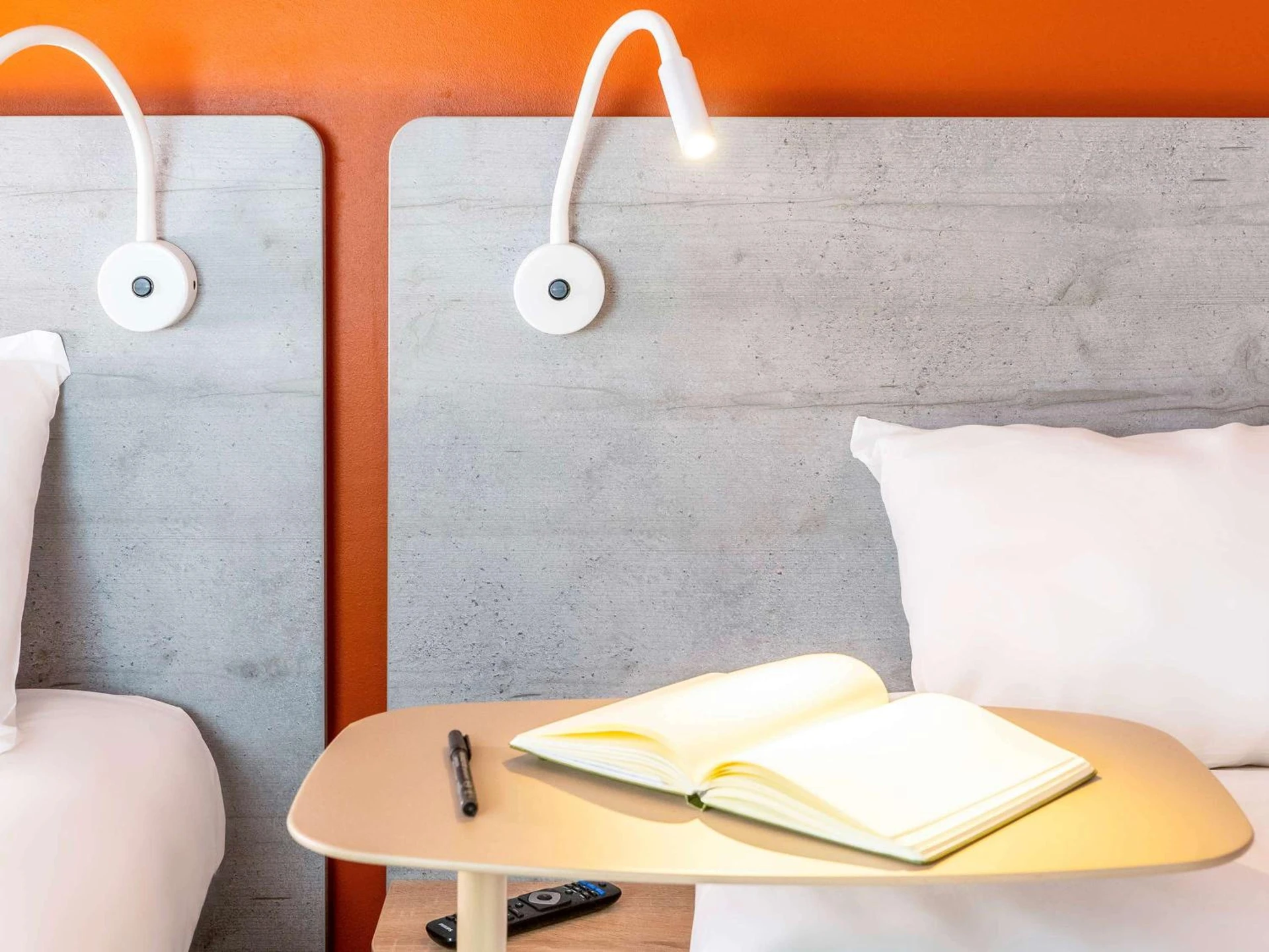 Magnifique chambre pour un séminaire d'entreprise à Ibis Budget Aubenas - Aubenas