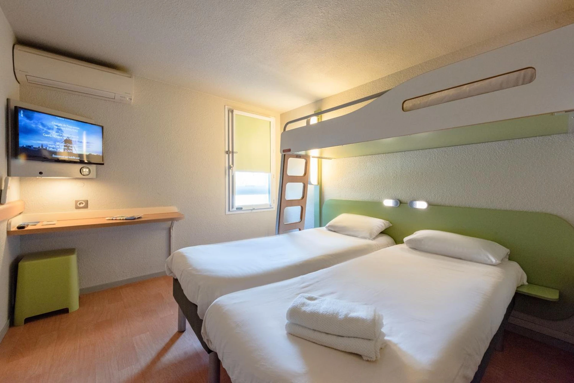 Chambre disponible pour un séminaire d'entreprise à Ibis Budget Bollene - Bollène