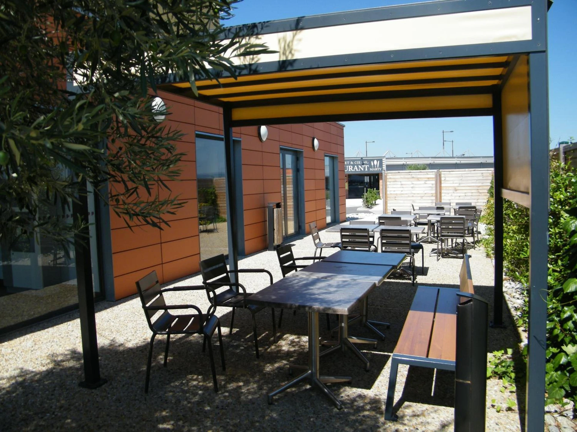 Lieu convivial pour un séminaire d'entreprise à ibis budget Castelnaudary - A61 - Castelnaudary - En savoir plus 