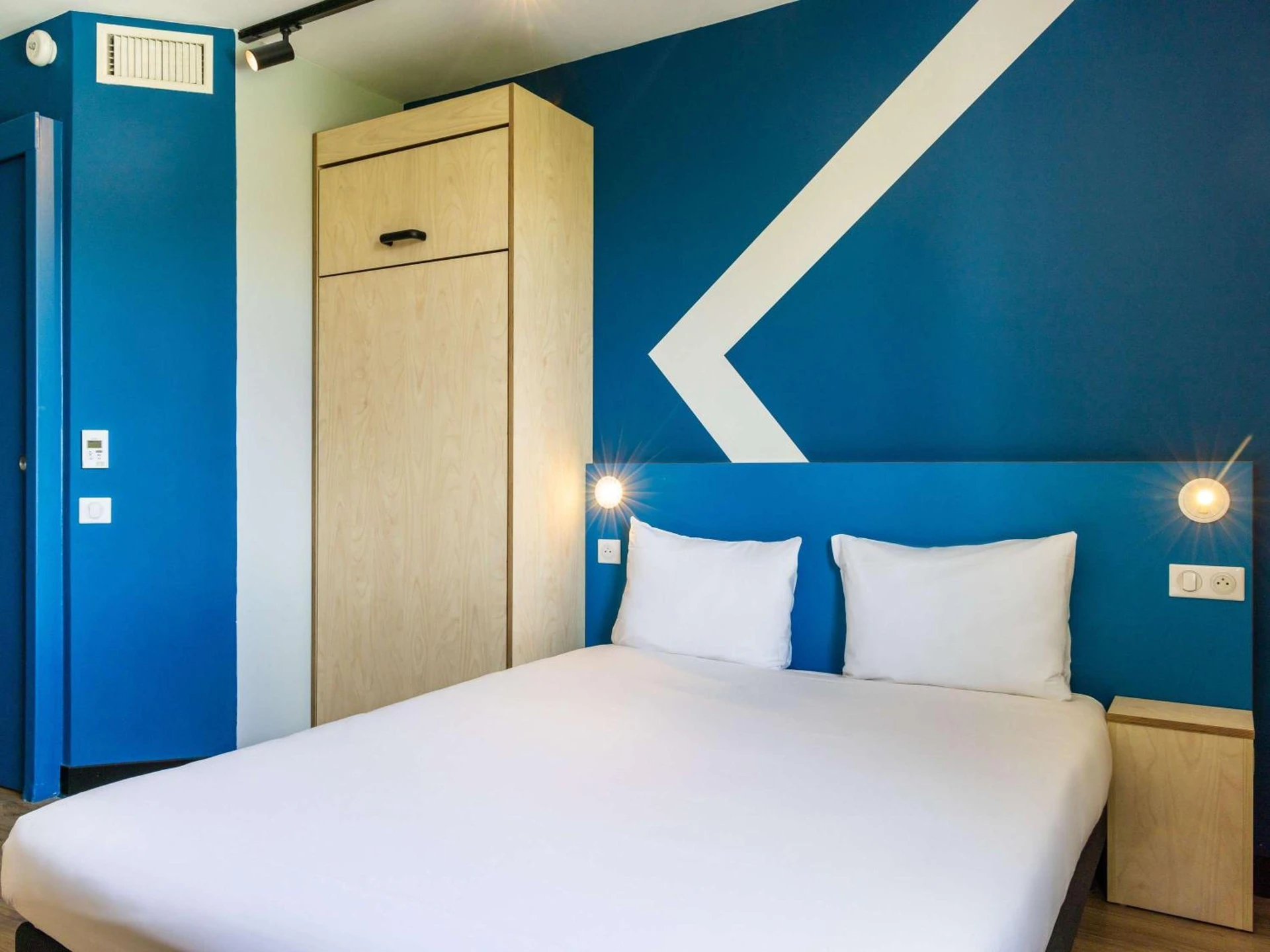 Chambre disponible pour un séminaire d'entreprise à Hotel ibis budget Chatillon Paris Ouest - Châtillon