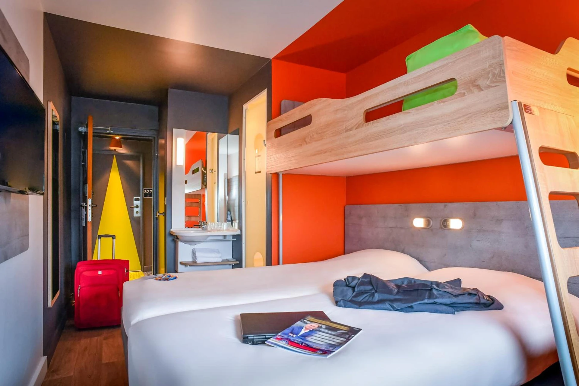 Chambre disponible pour un séminaire d'entreprise à ibis budget Coutances - Coutances
