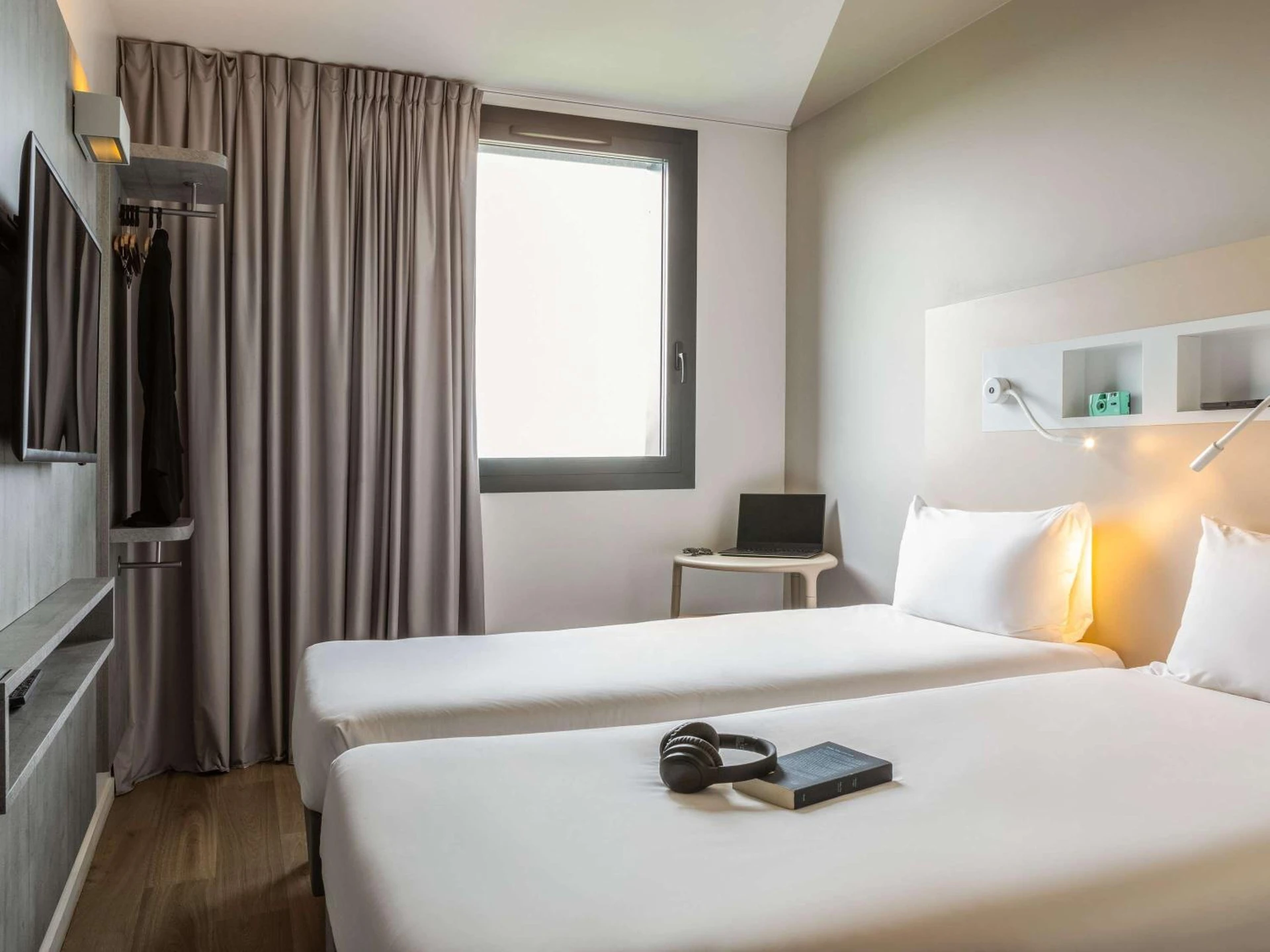 Chambre disponible pour un séminaire d'entreprise à ibis budget Gonesse Le Bourget - Gonesse