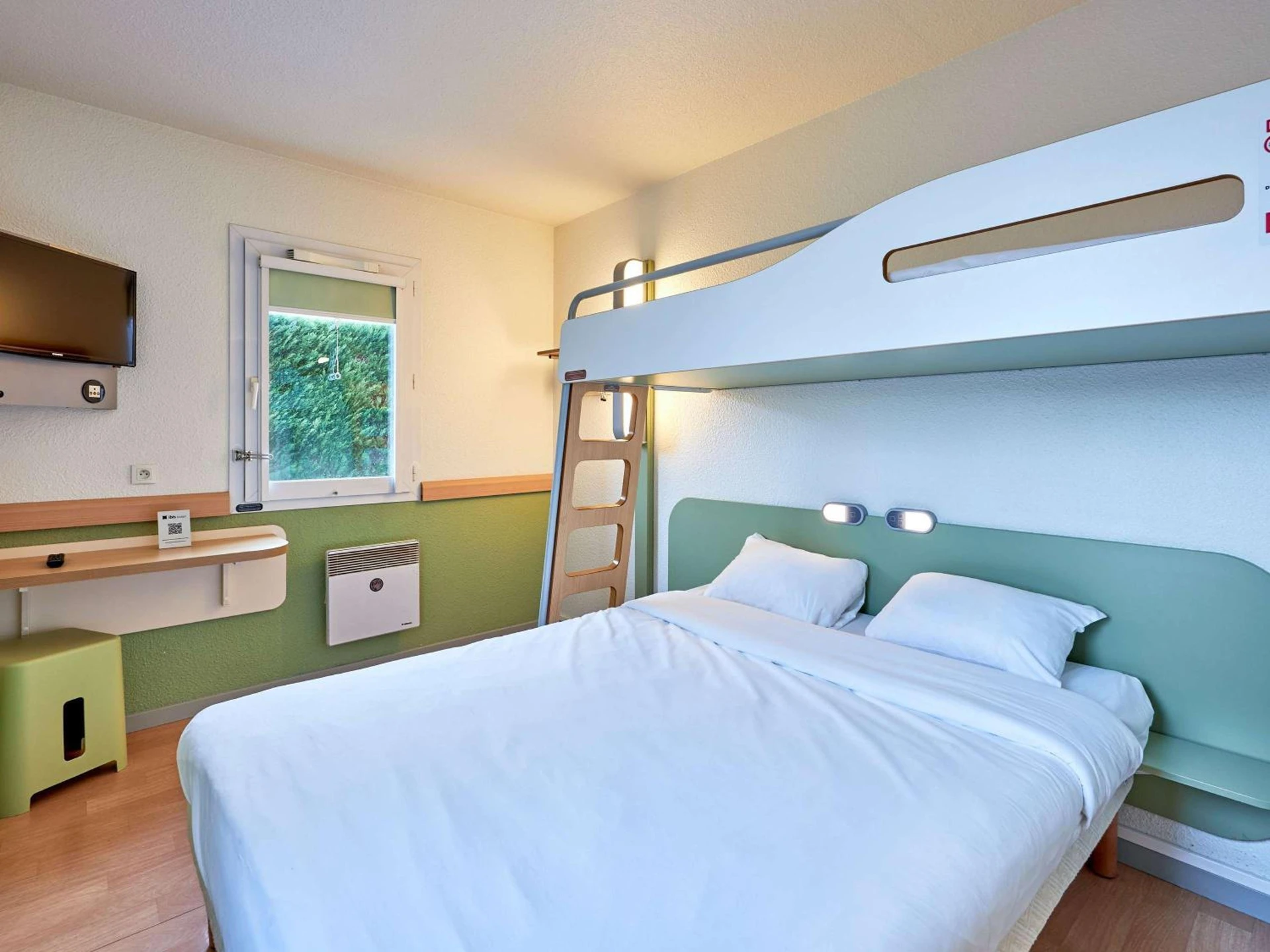 Magnifique chambre pour un séminaire d'entreprise à ibis budget Lisieux - Lisieux