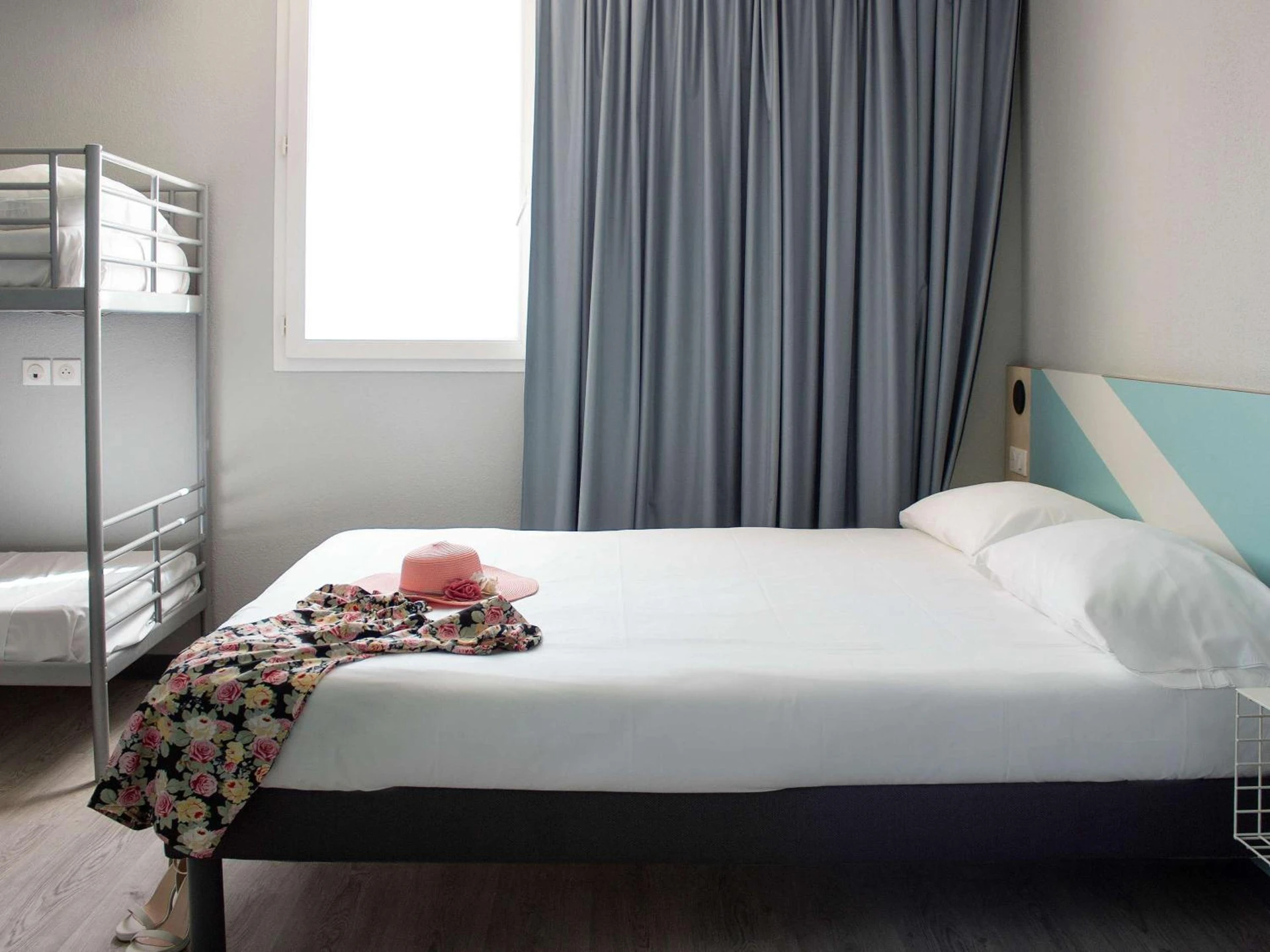 Magnifique chambre pour un séminaire d'entreprise à ibis budget Lunel Porte de Camargue - Aimargues