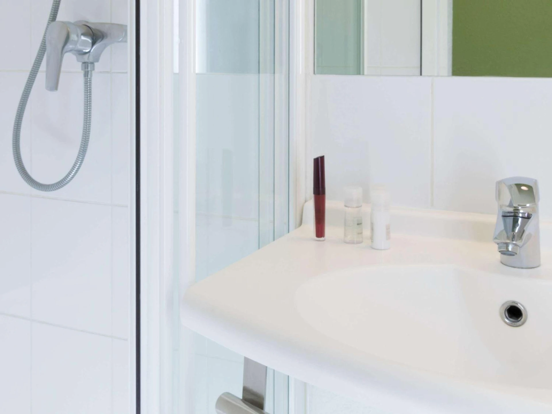Chambre disponible pour un séminaire d'entreprise à Hotel Ibis Budget Lyon Eurexpo - - Chassieu