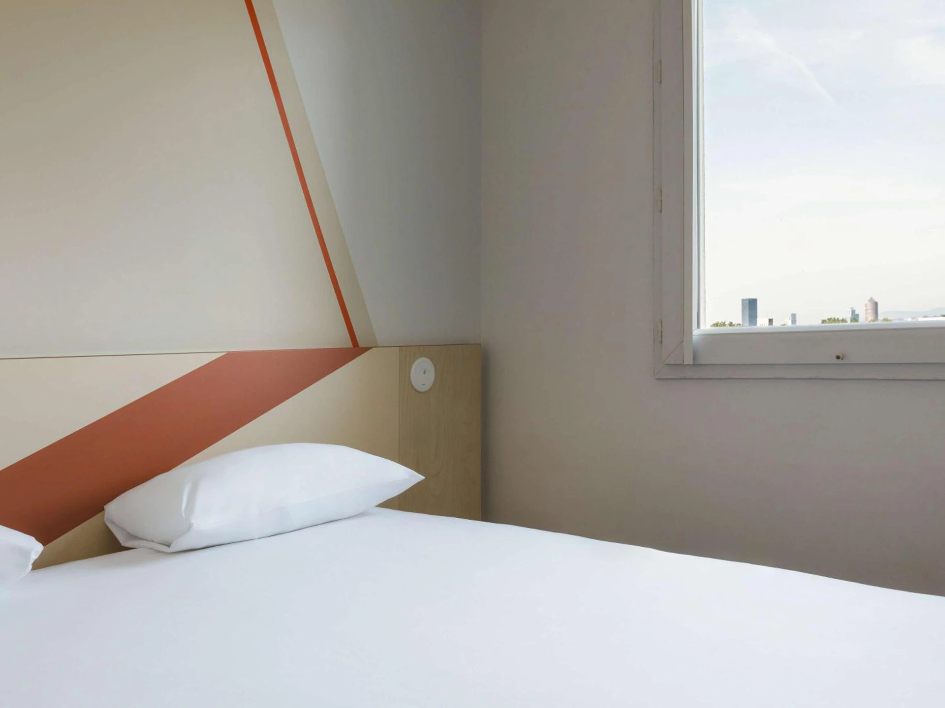 Chambre disponible pour un séminaire d'entreprise à ibis budget Lyon Villeurbanne - Villeurbanne