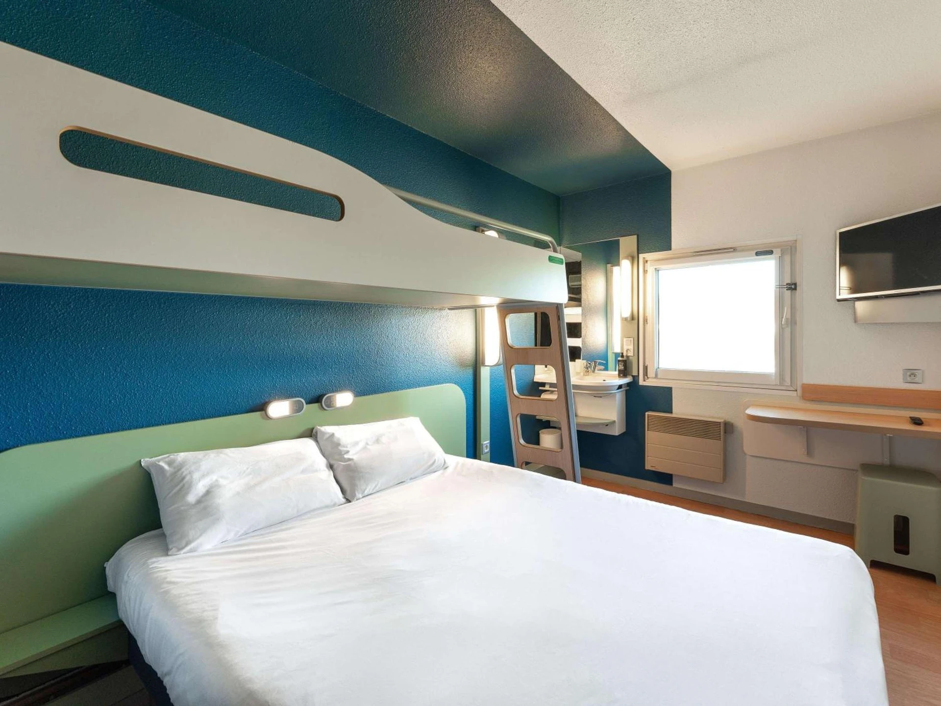 Magnifique chambre pour un séminaire d'entreprise à ibis budget Mâcon Nord - Mâcon
