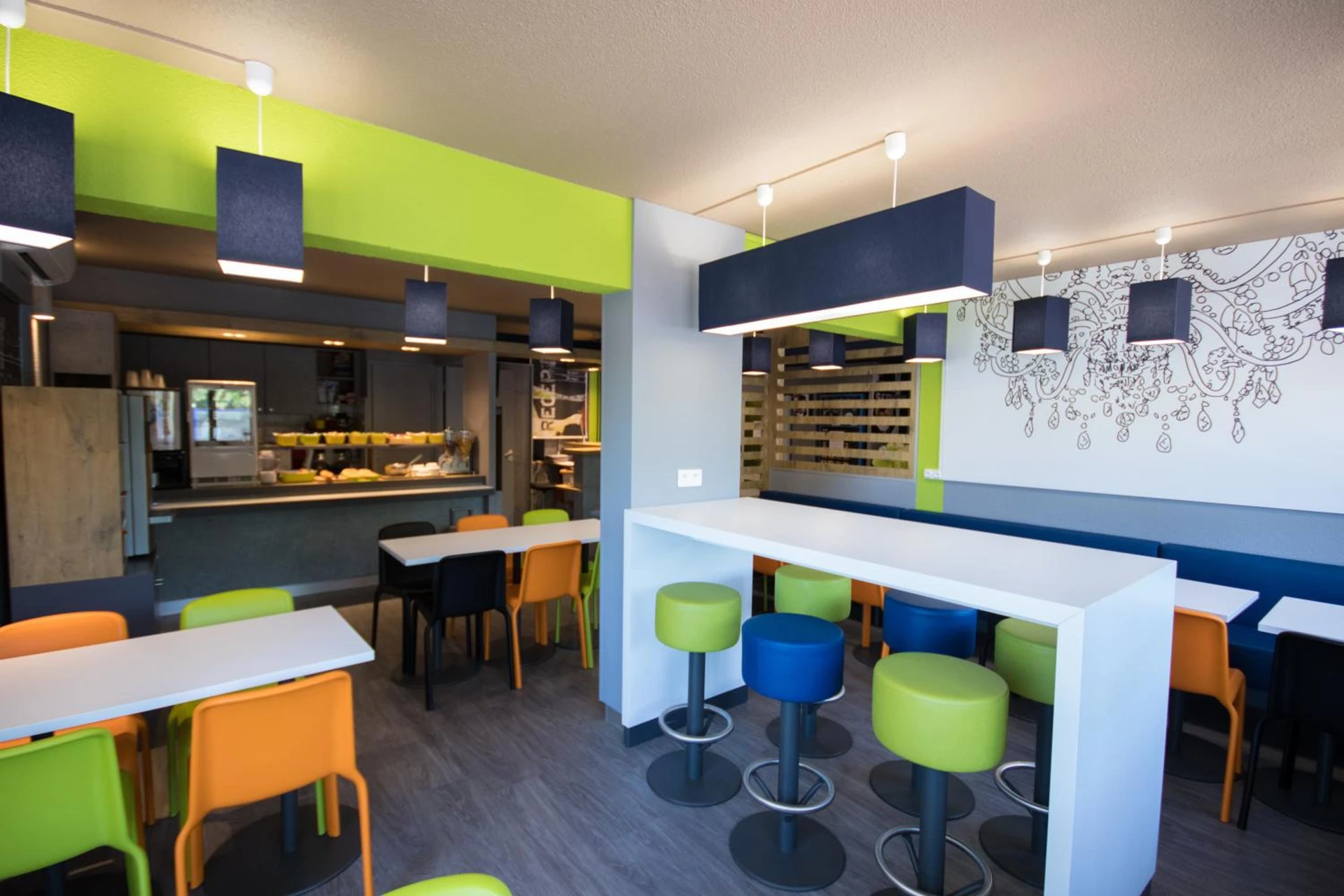 Chambre à ibis budget Narbonne Est - Organiser un séminaire d'entreprise à Narbonne