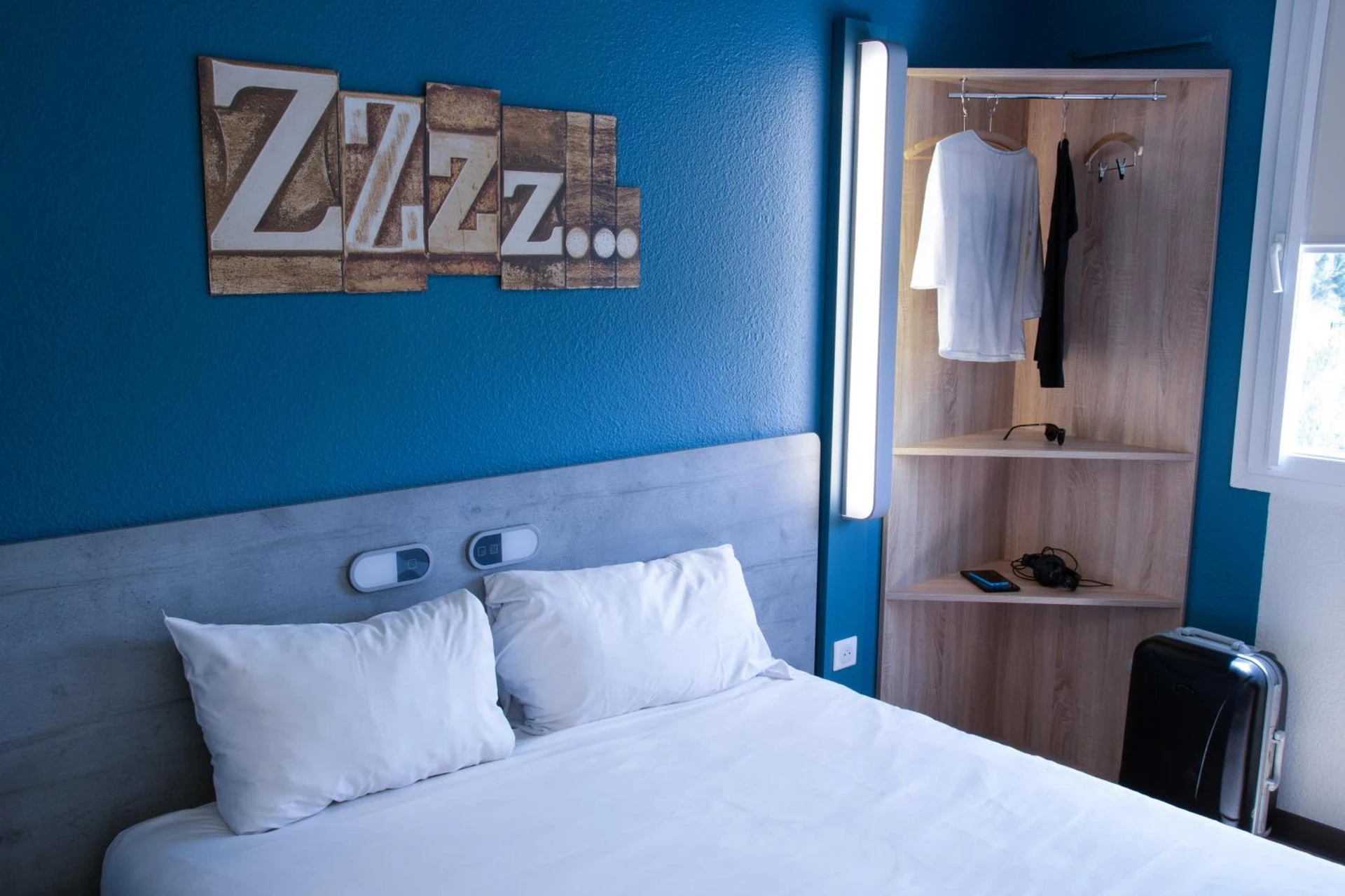 Chambre disponible pour un séminaire d'entreprise à ibis budget Narbonne Est - Narbonne