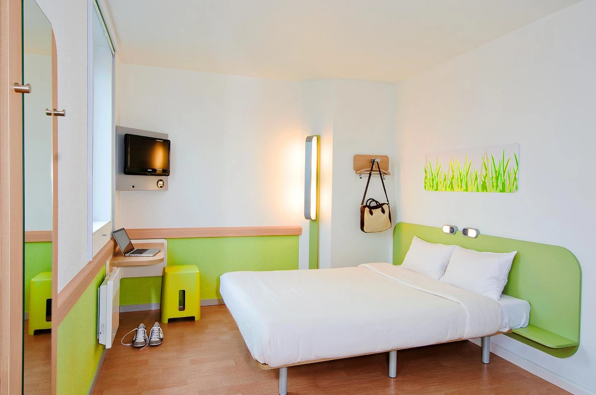 Chambre disponible pour un séminaire d'entreprise à ibis budget Narbonne Sud A9/A61 - Narbonne