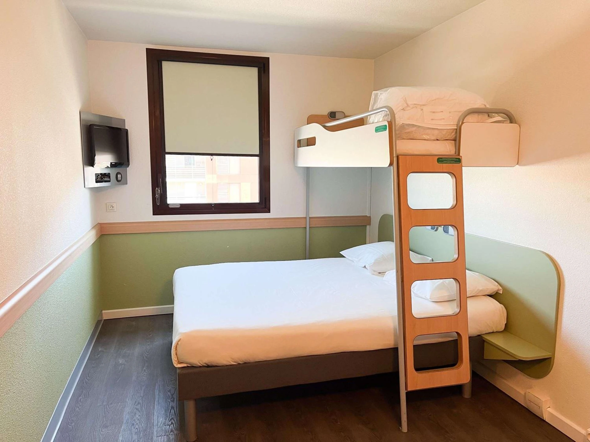 Chambre disponible pour un séminaire d'entreprise à ibis budget Nimes Centre Gare - Nîmes
