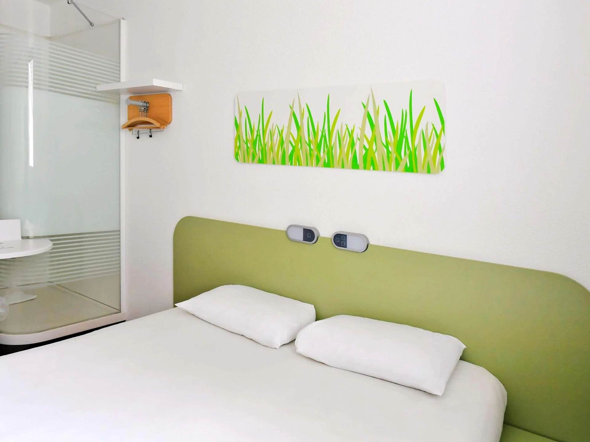 Chambre disponible pour un séminaire d'entreprise à ibis budget Nimes Centre Gare - Nîmes