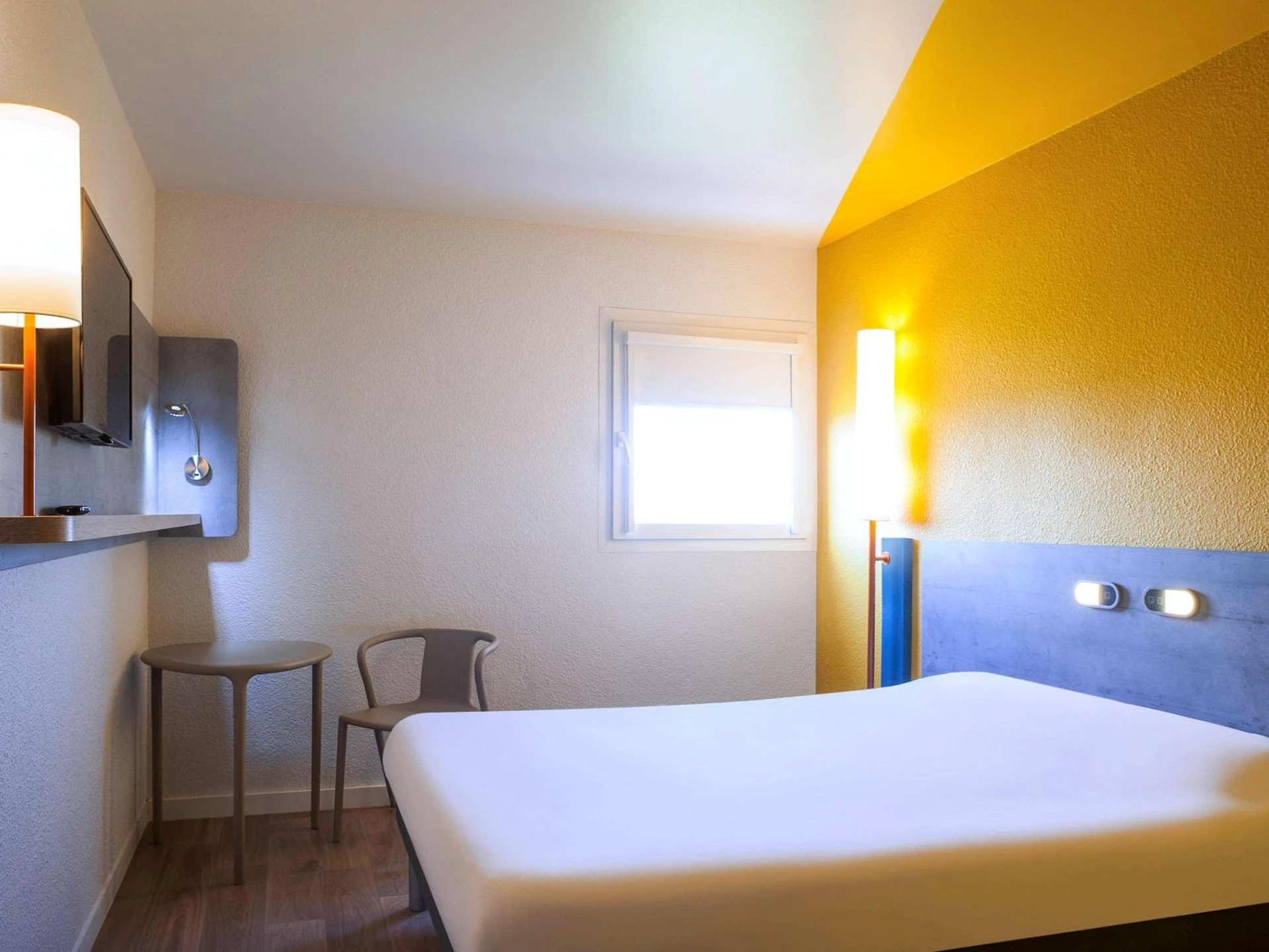 Magnifique chambre pour un séminaire d'entreprise à ibis budget Nuits Saint Georges - Nuits-Saint-Georges